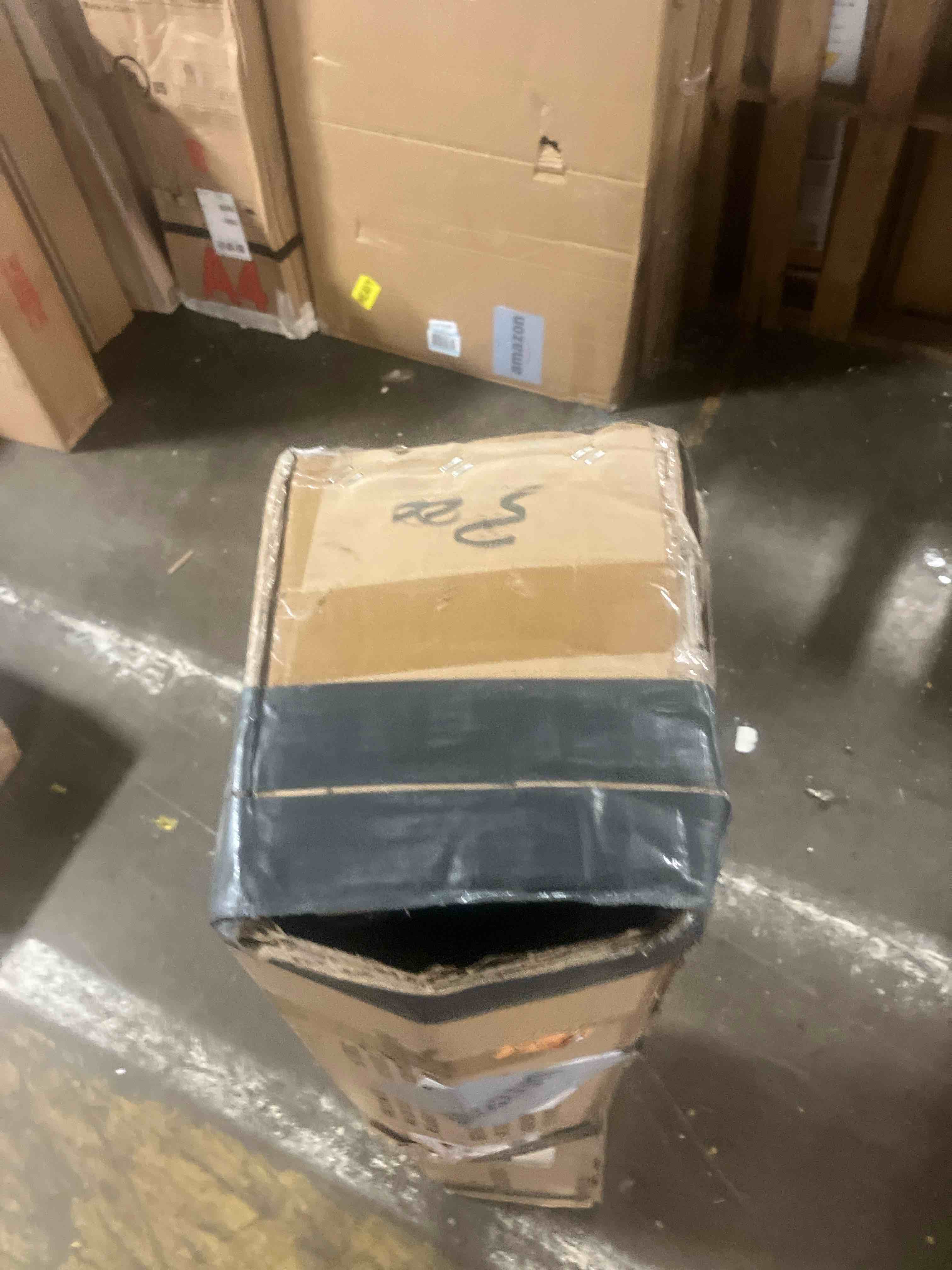 https://s3.amazonaws.com/lotting-images-prod/phillipi/PPE3501313_1753884618072.jpeg