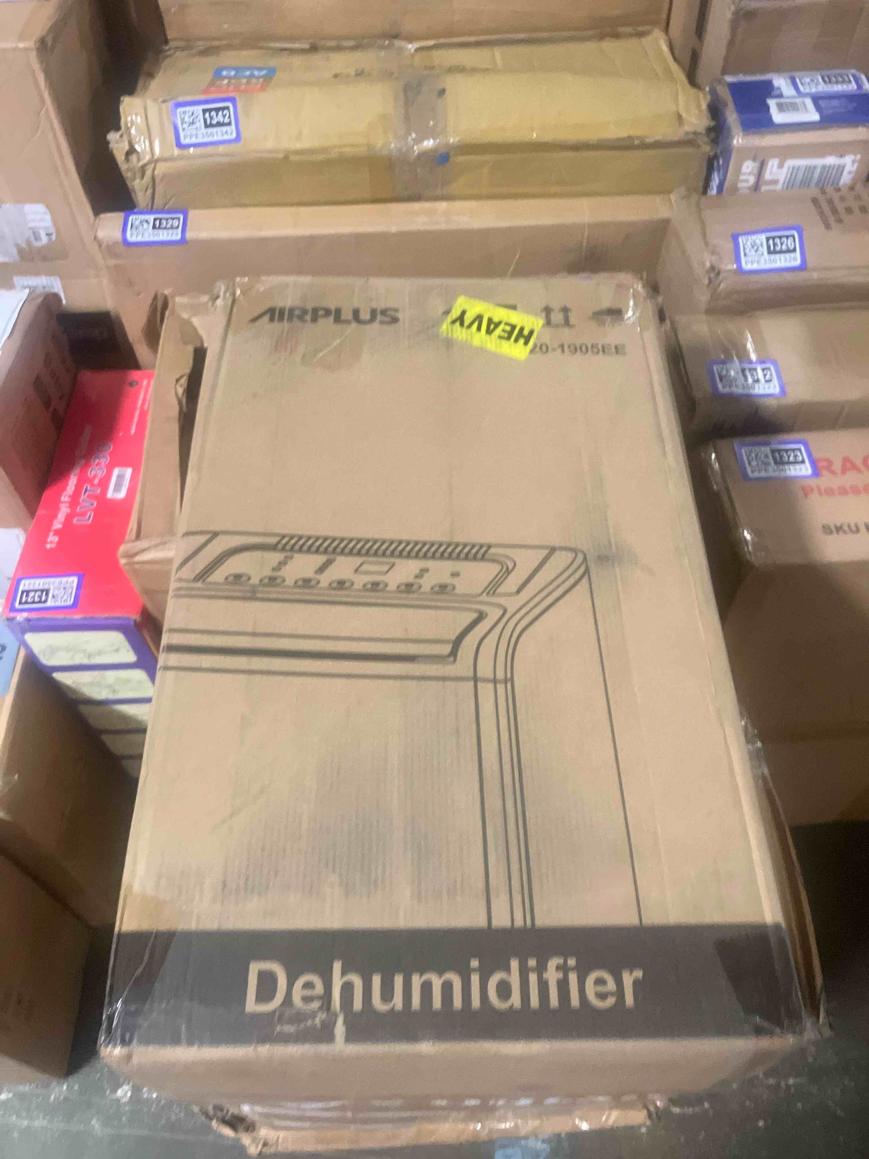 https://s3.amazonaws.com/lotting-images-prod/phillipi/PPE3501316_1753884172713.jpeg