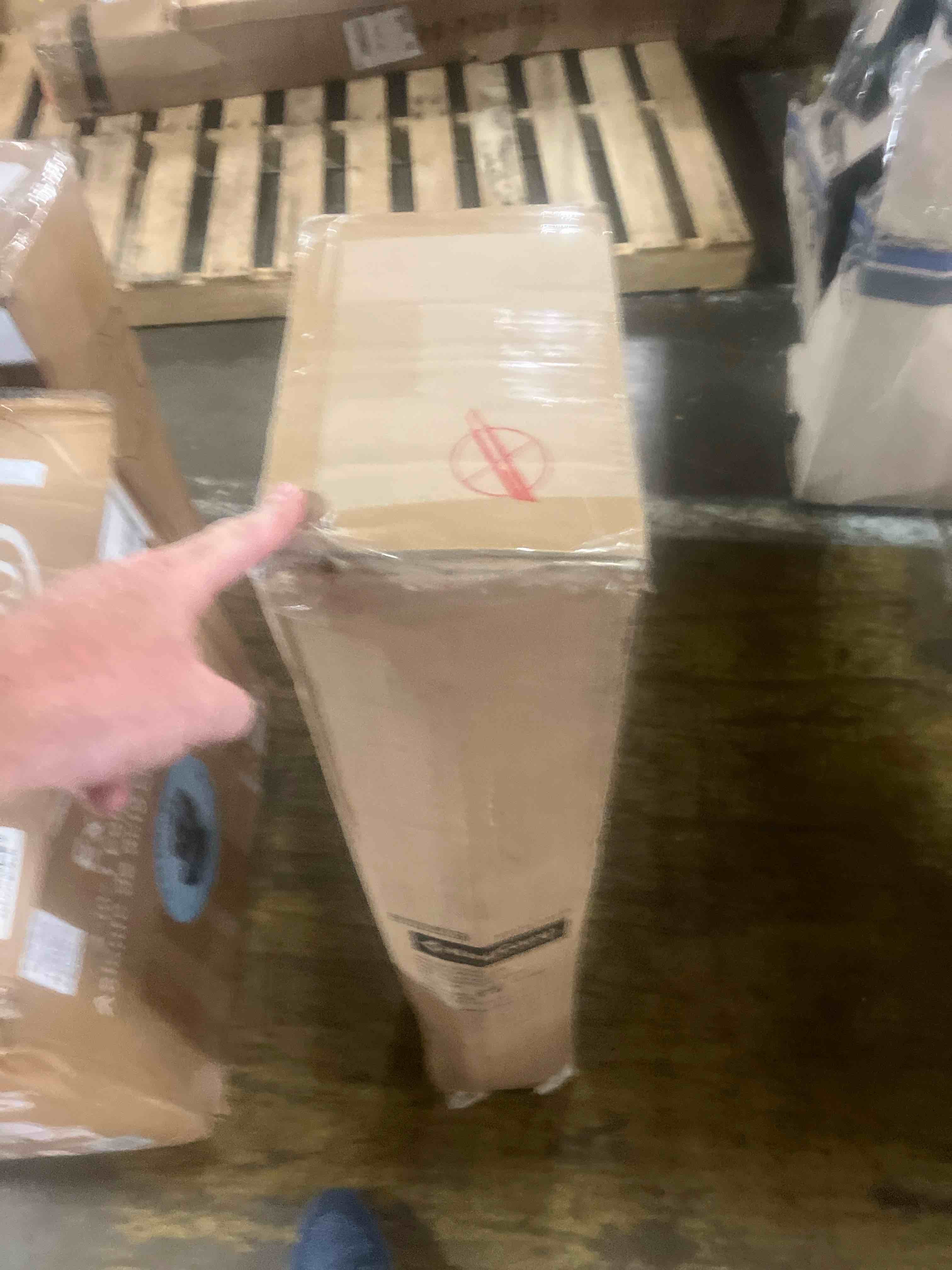 https://s3.amazonaws.com/lotting-images-prod/phillipi/PPE3501325_1753882963141.jpeg