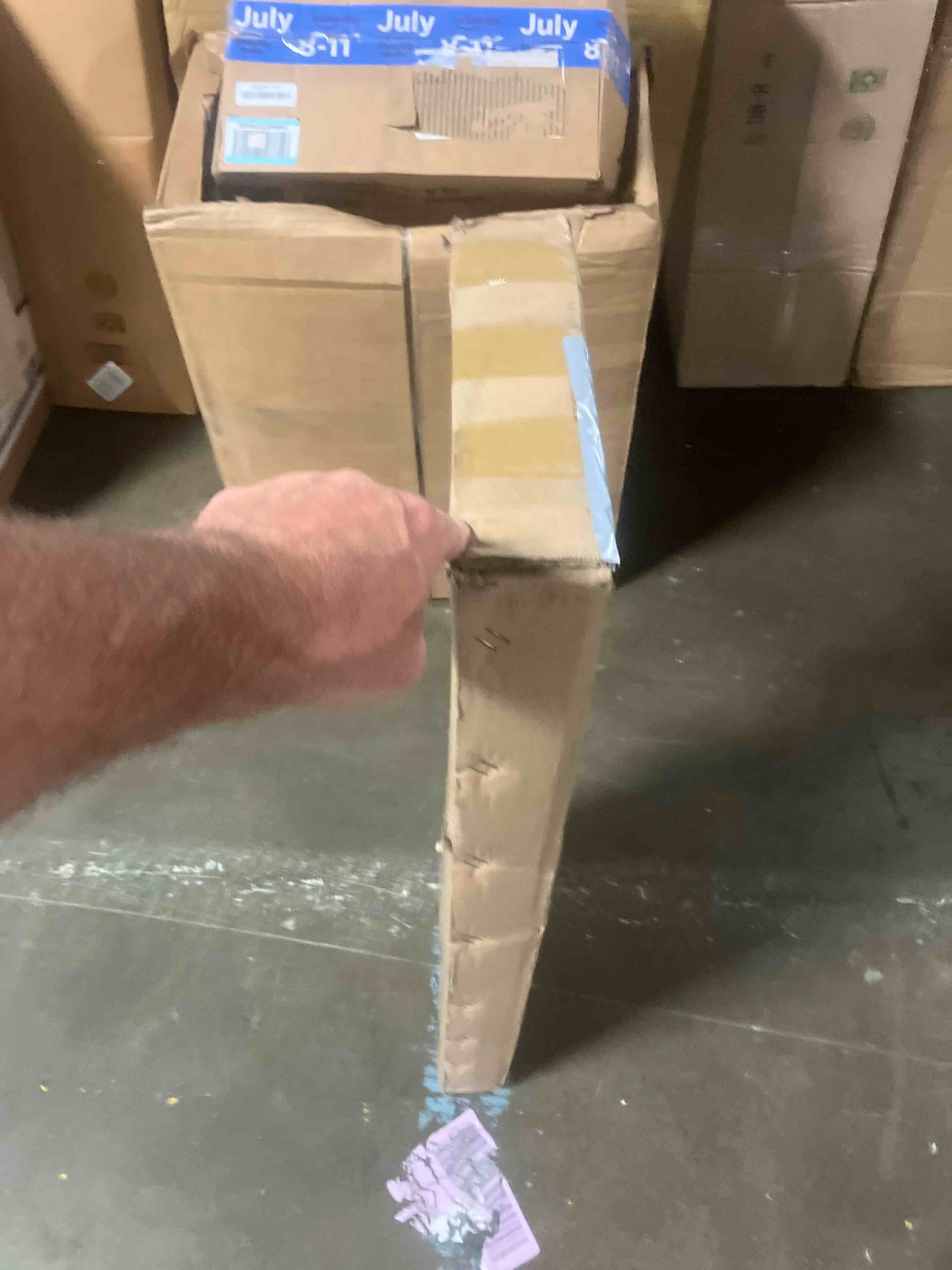 https://s3.amazonaws.com/lotting-images-prod/phillipi/PPE3501335_1753880976658.jpeg