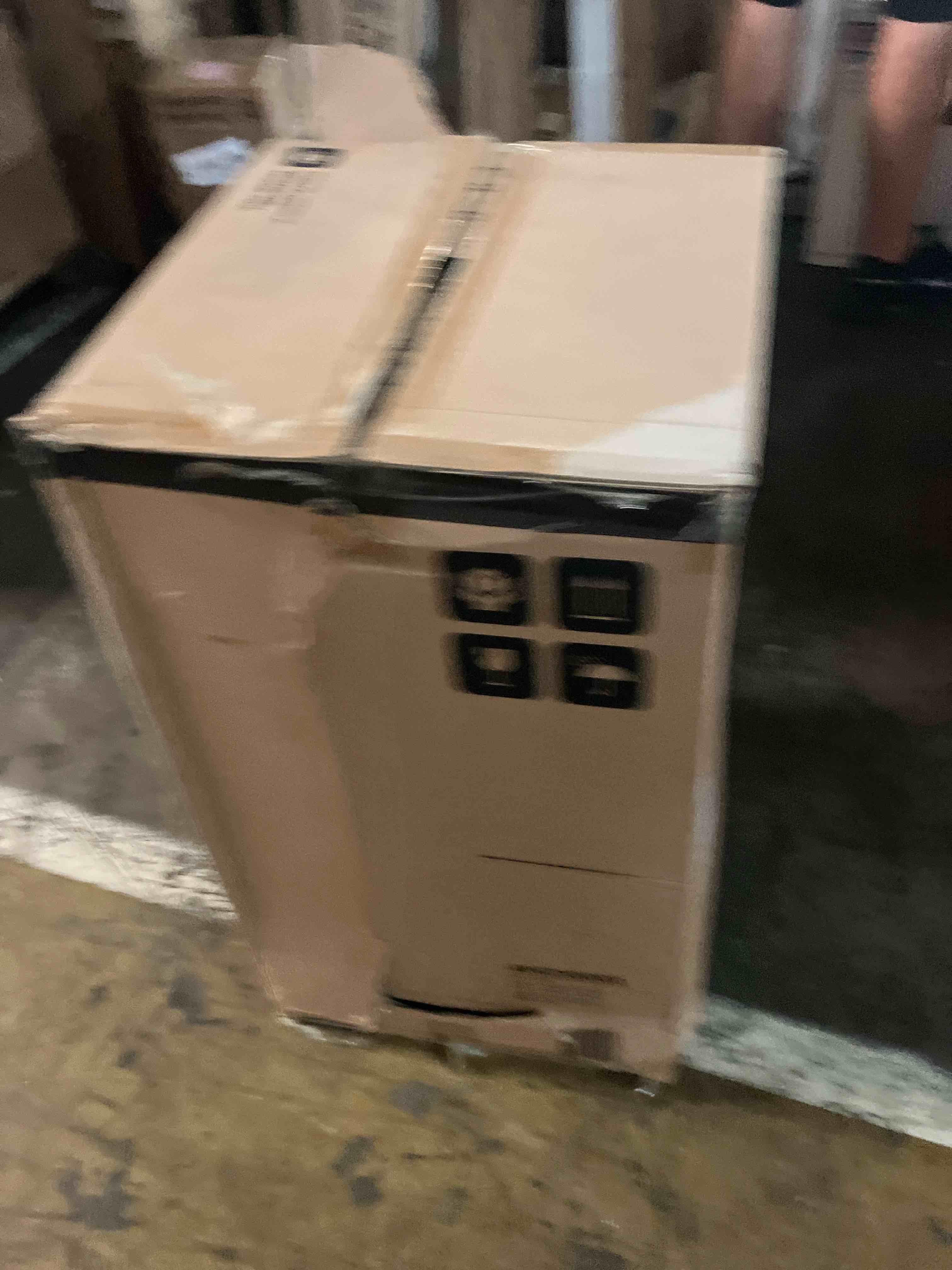 https://s3.amazonaws.com/lotting-images-prod/phillipi/PPE3501466_1753884076381.jpeg