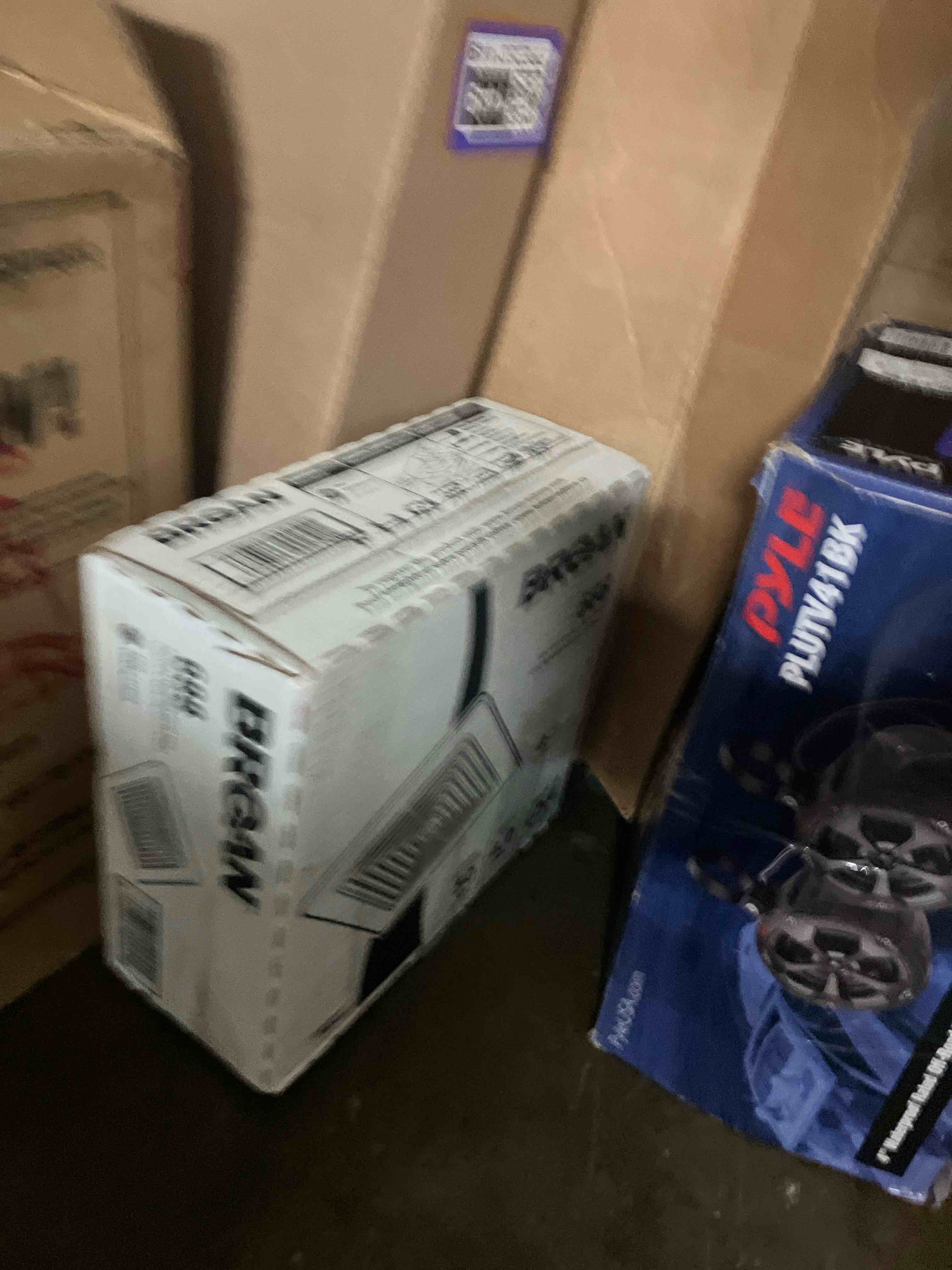 https://s3.amazonaws.com/lotting-images-prod/phillipi/PPE3501467_1753883558739.jpeg
