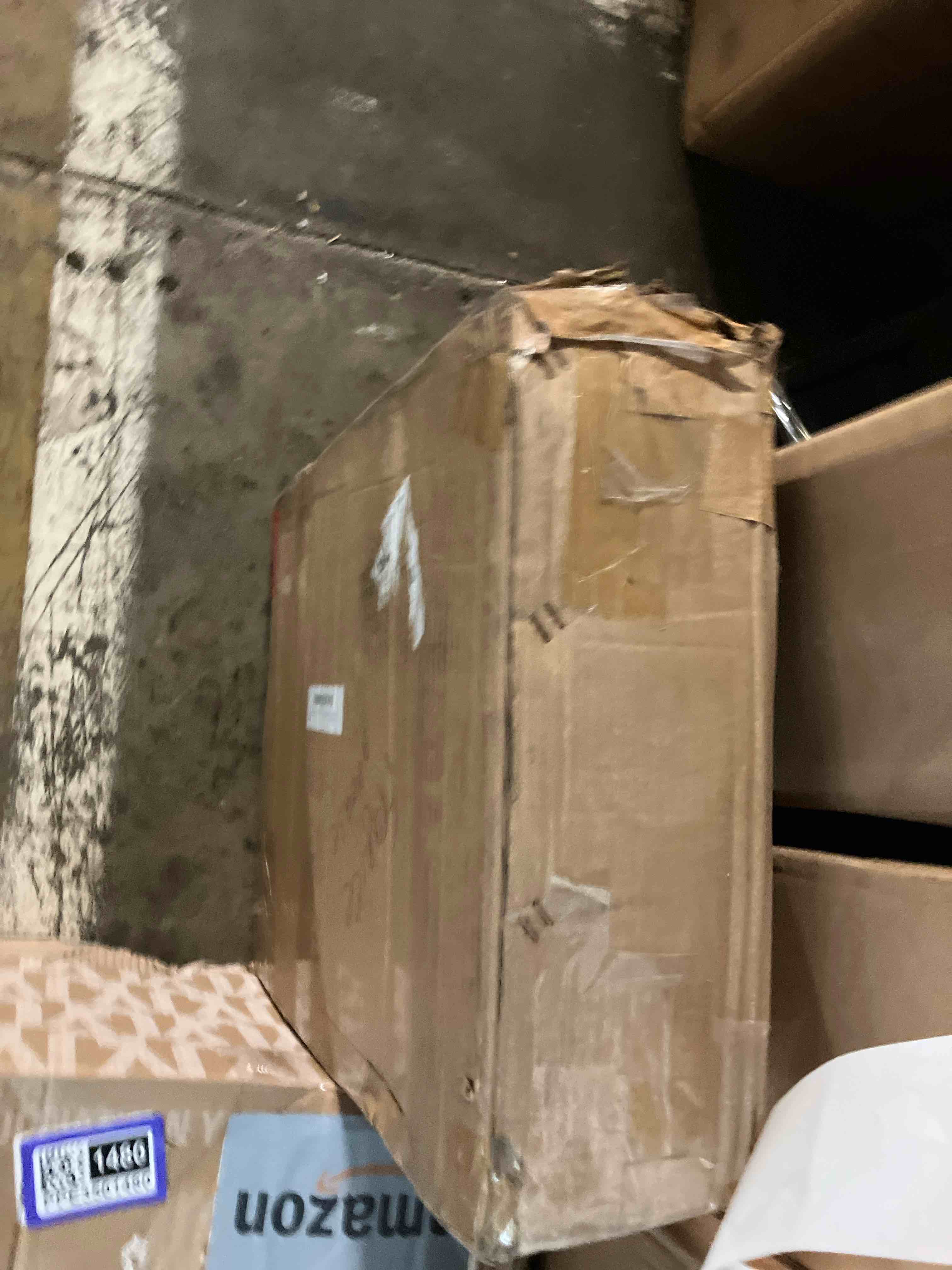 https://s3.amazonaws.com/lotting-images-prod/phillipi/PPE3501483_1753886520865.jpeg