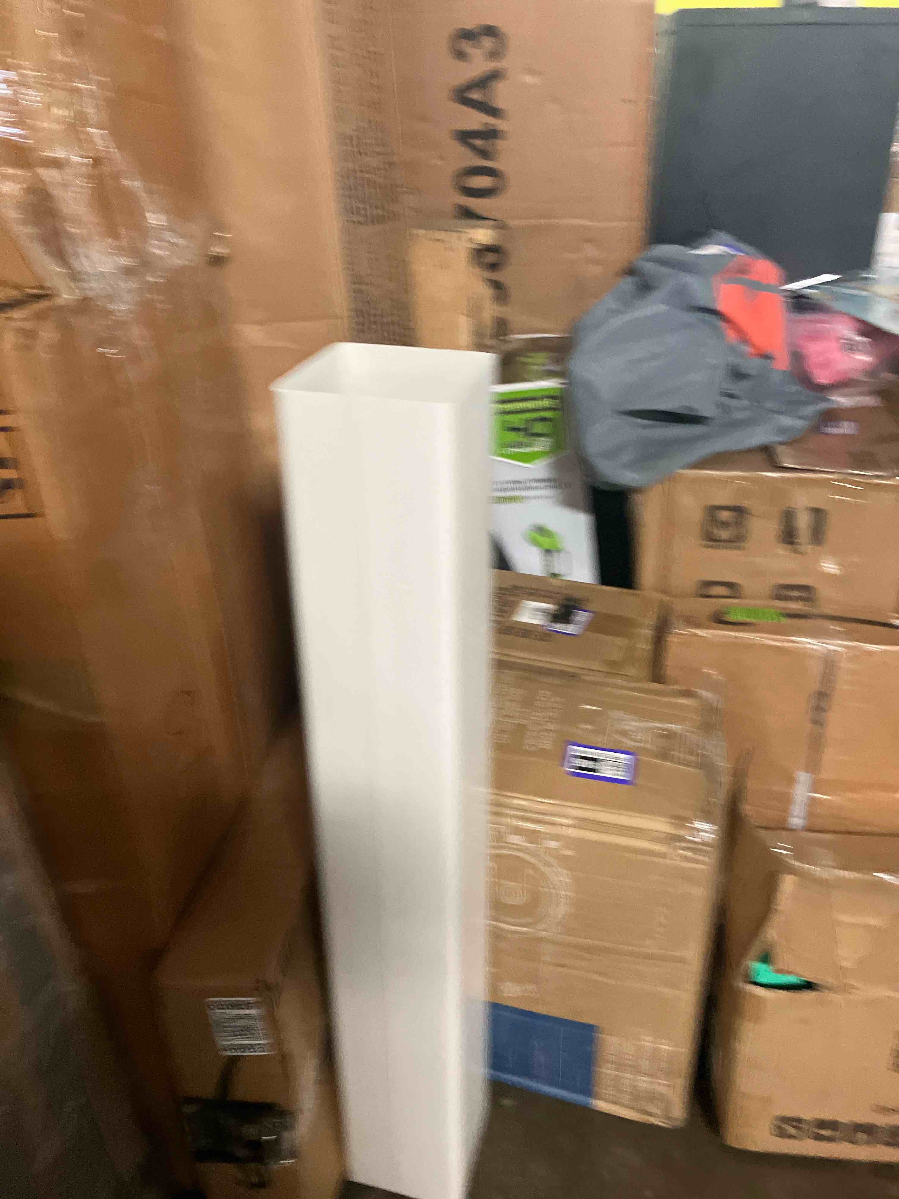 https://s3.amazonaws.com/lotting-images-prod/phillipi/PPE3501492_1753888400445.jpeg