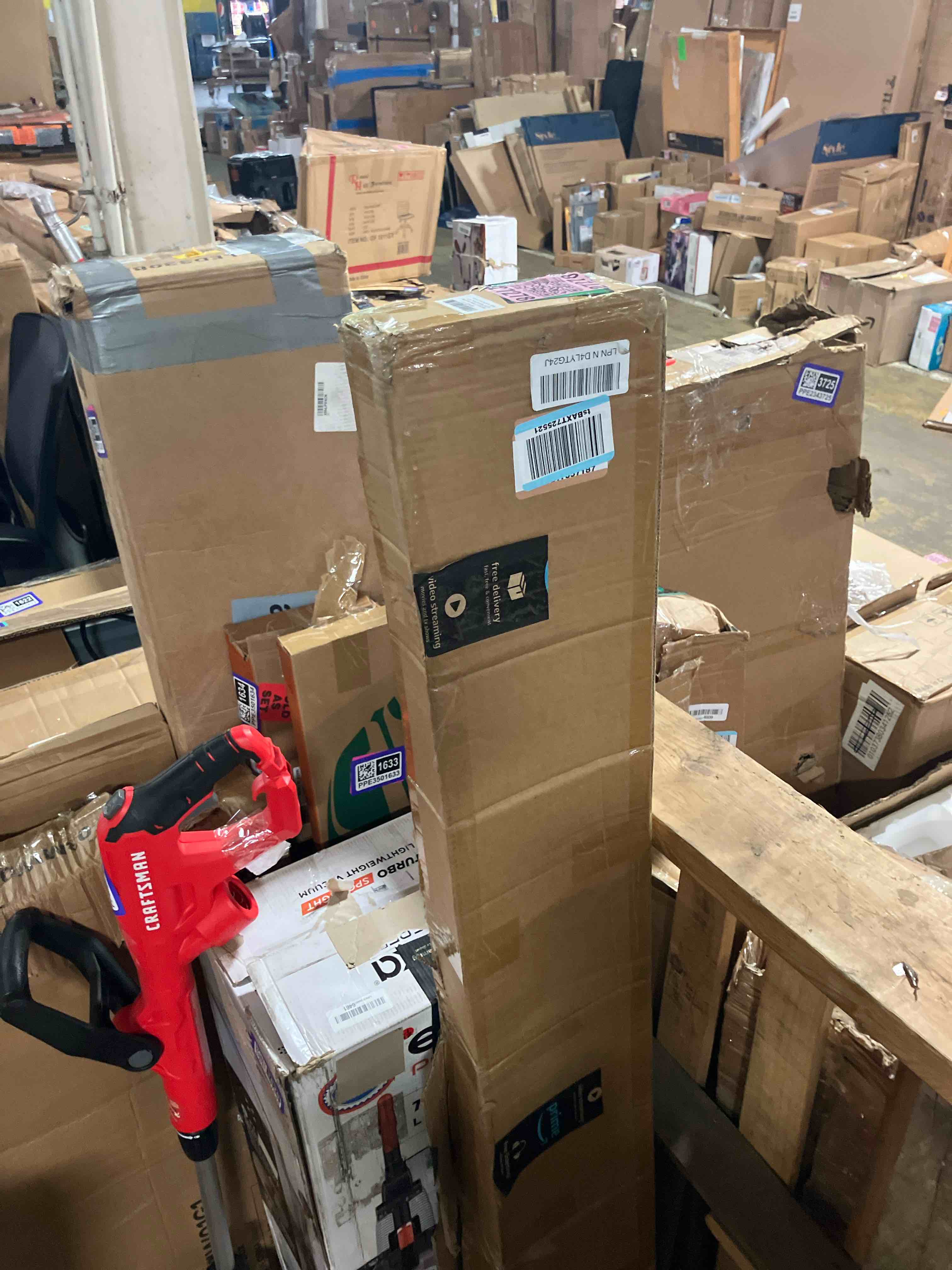 https://s3.amazonaws.com/lotting-images-prod/phillipi/PPE3501639_1753980271788.jpeg
