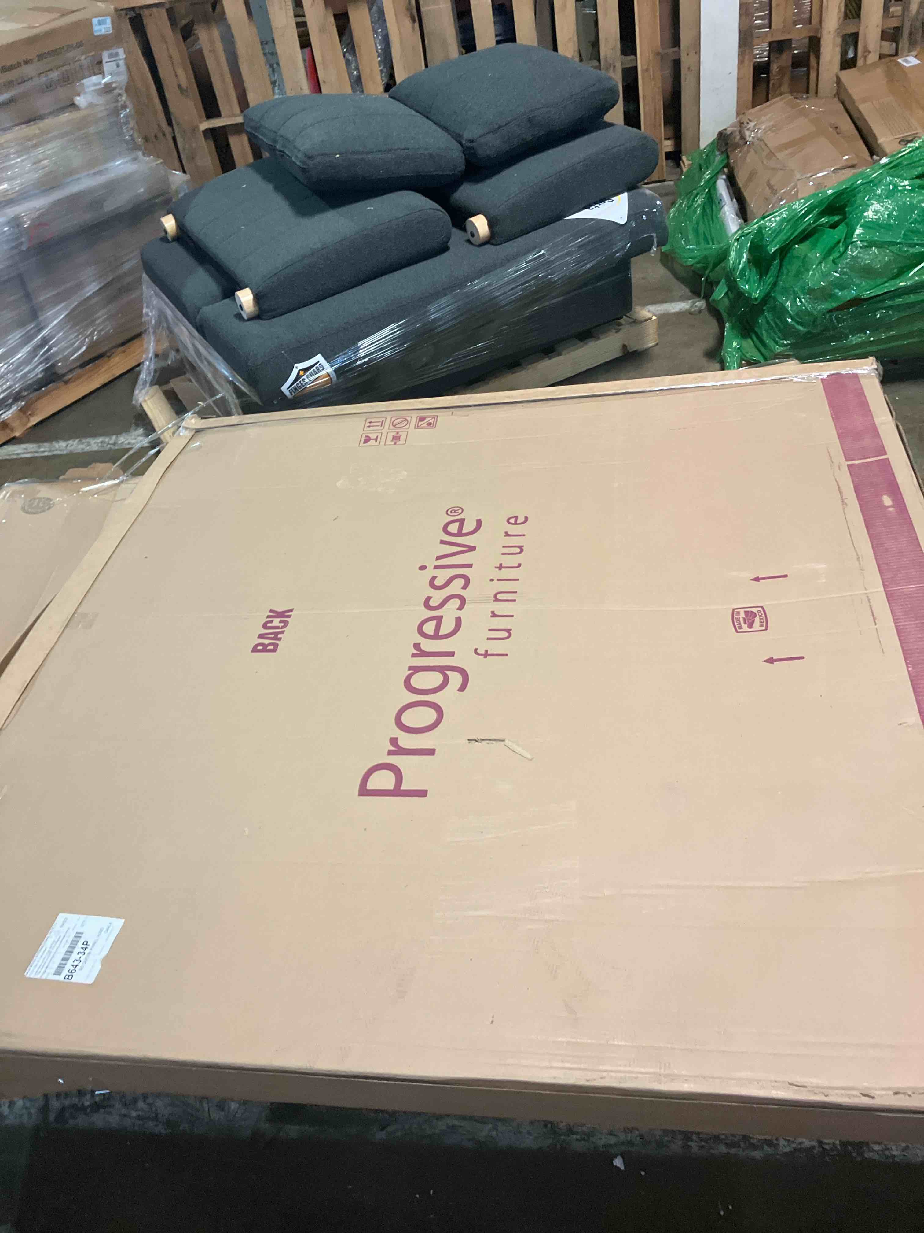 https://s3.amazonaws.com/lotting-images-prod/phillipi/PPE3501813_1753896206599.jpeg