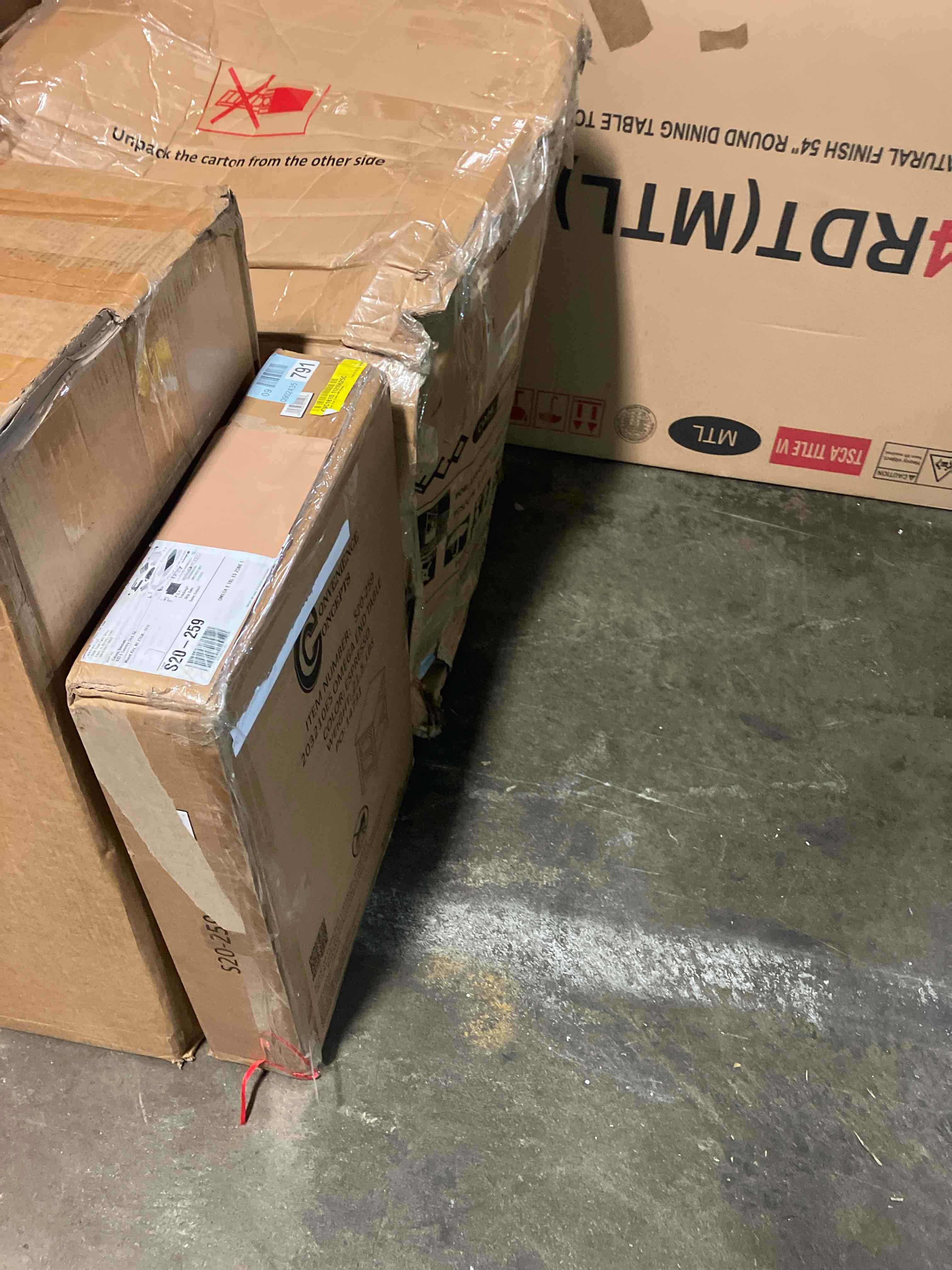 https://s3.amazonaws.com/lotting-images-prod/phillipi/PPE3501827_1753900941980.jpeg