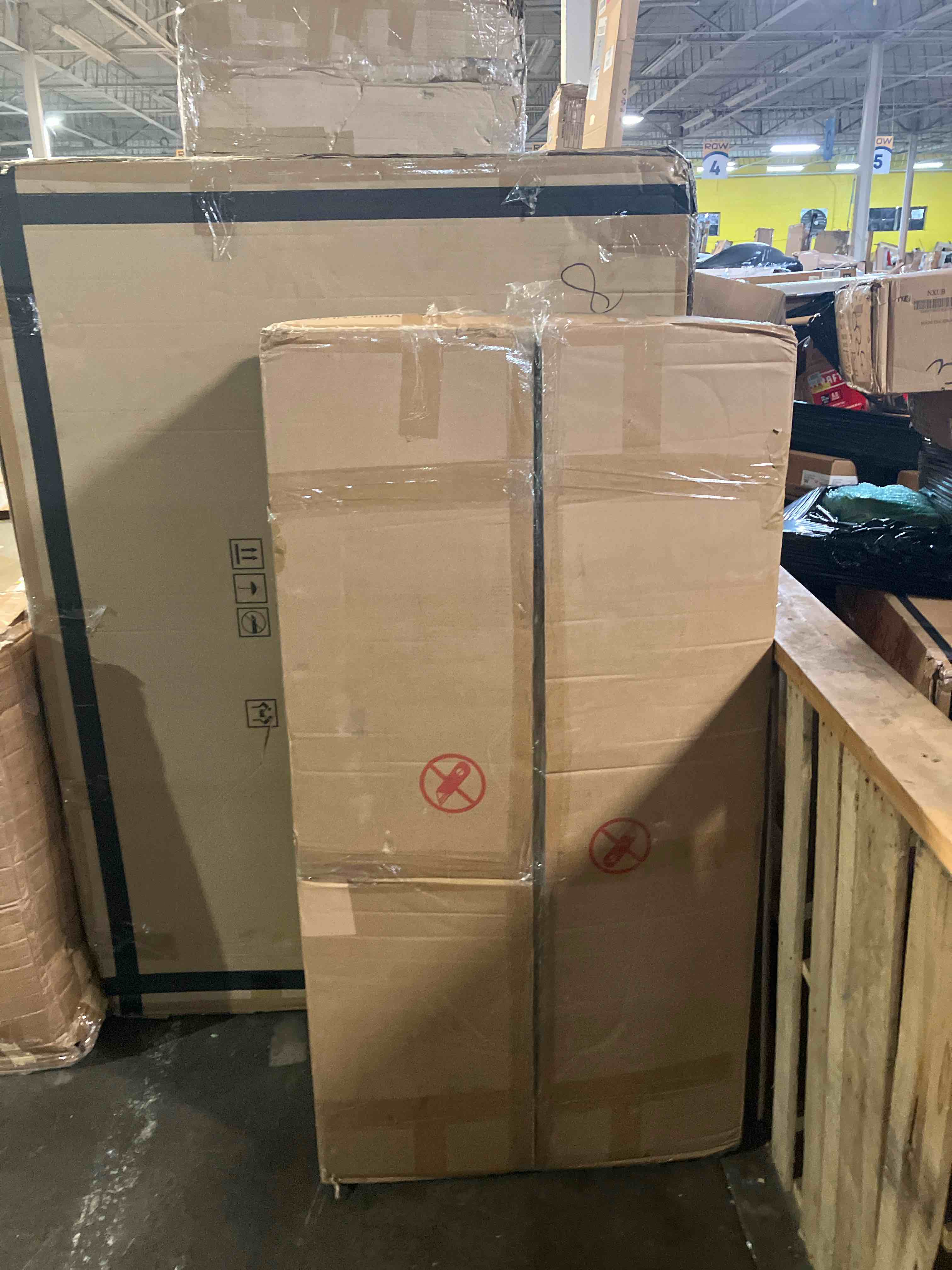https://s3.amazonaws.com/lotting-images-prod/phillipi/PPE3501848_1753908039359.jpeg