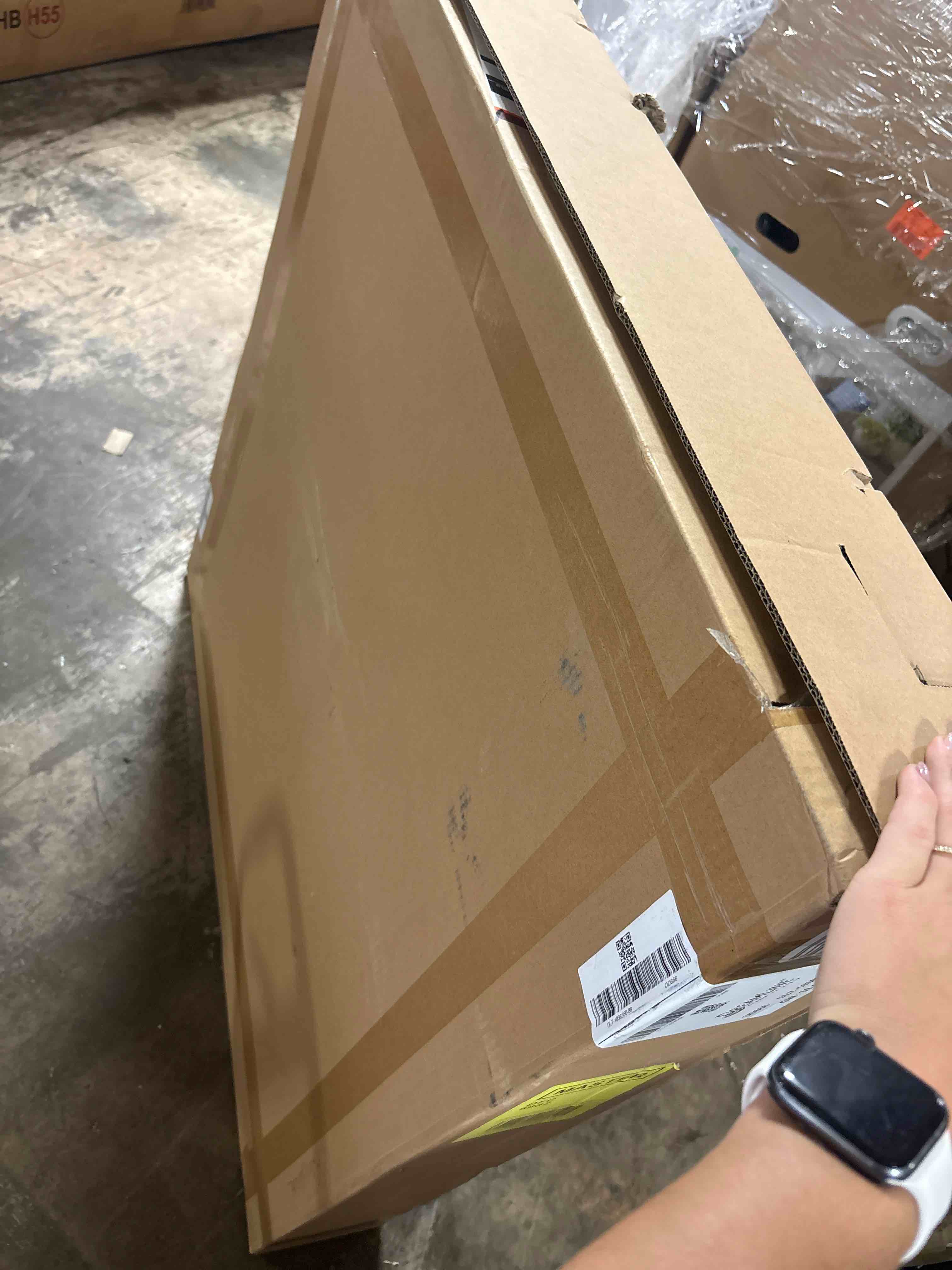 https://s3.amazonaws.com/lotting-images-prod/phillipi/PPE3501864_1753899241451.jpeg