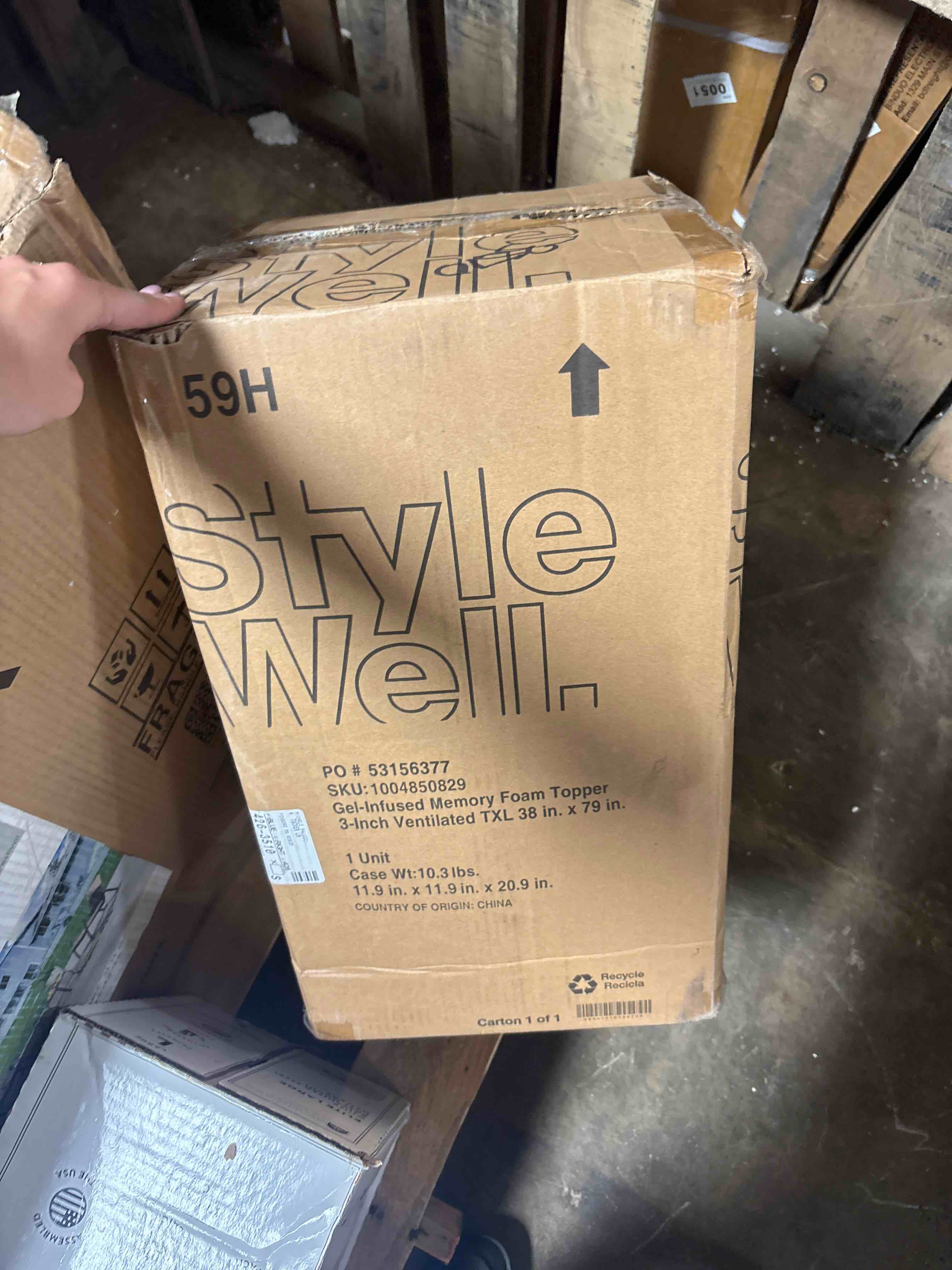 https://s3.amazonaws.com/lotting-images-prod/phillipi/PPE3501871_1753899806912.jpeg