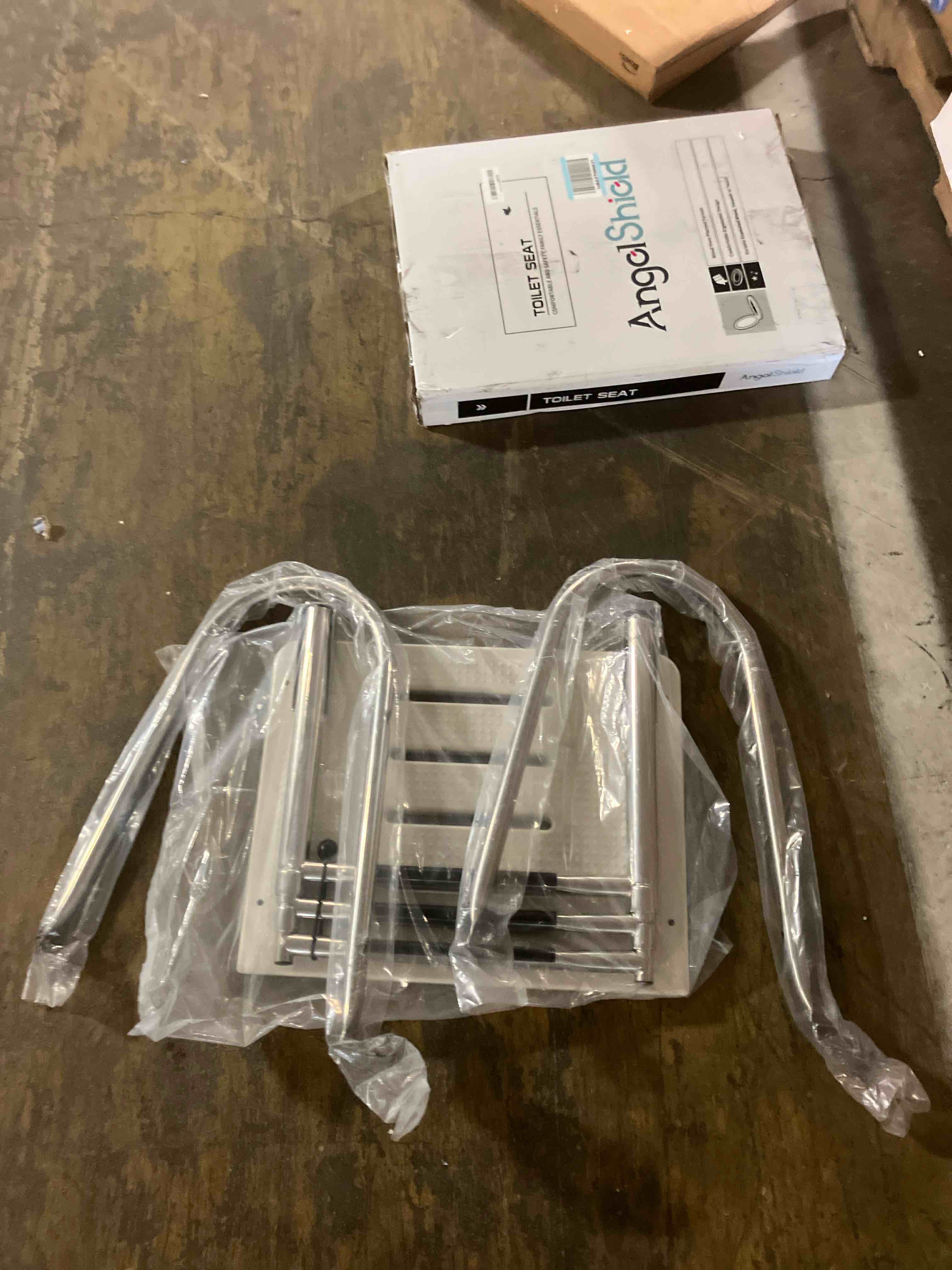 https://s3.amazonaws.com/lotting-images-prod/phillipi/PPE3502056_1754940264028.jpeg