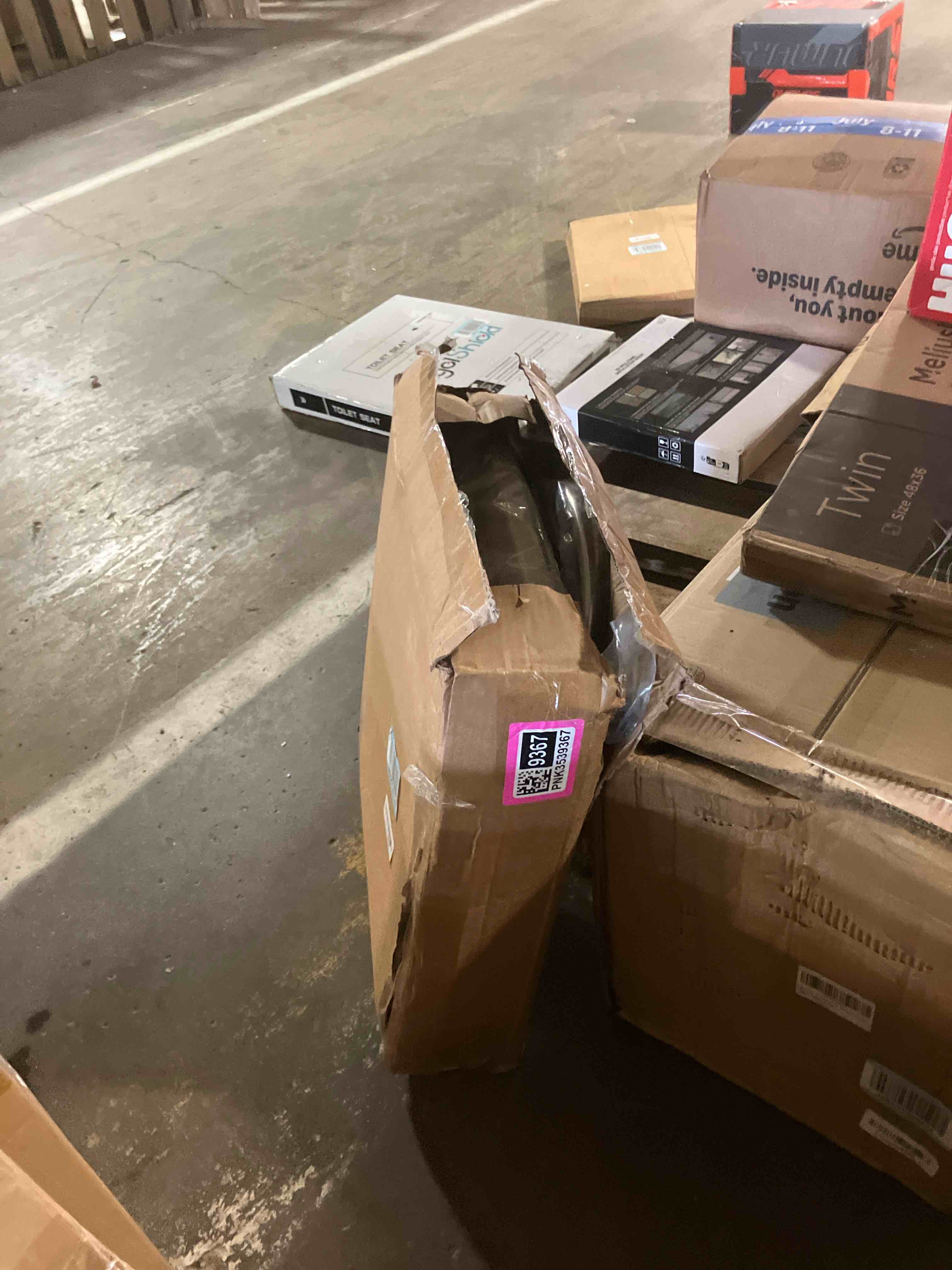 https://s3.amazonaws.com/lotting-images-prod/phillipi/PPE3502056_1754940351366.jpeg