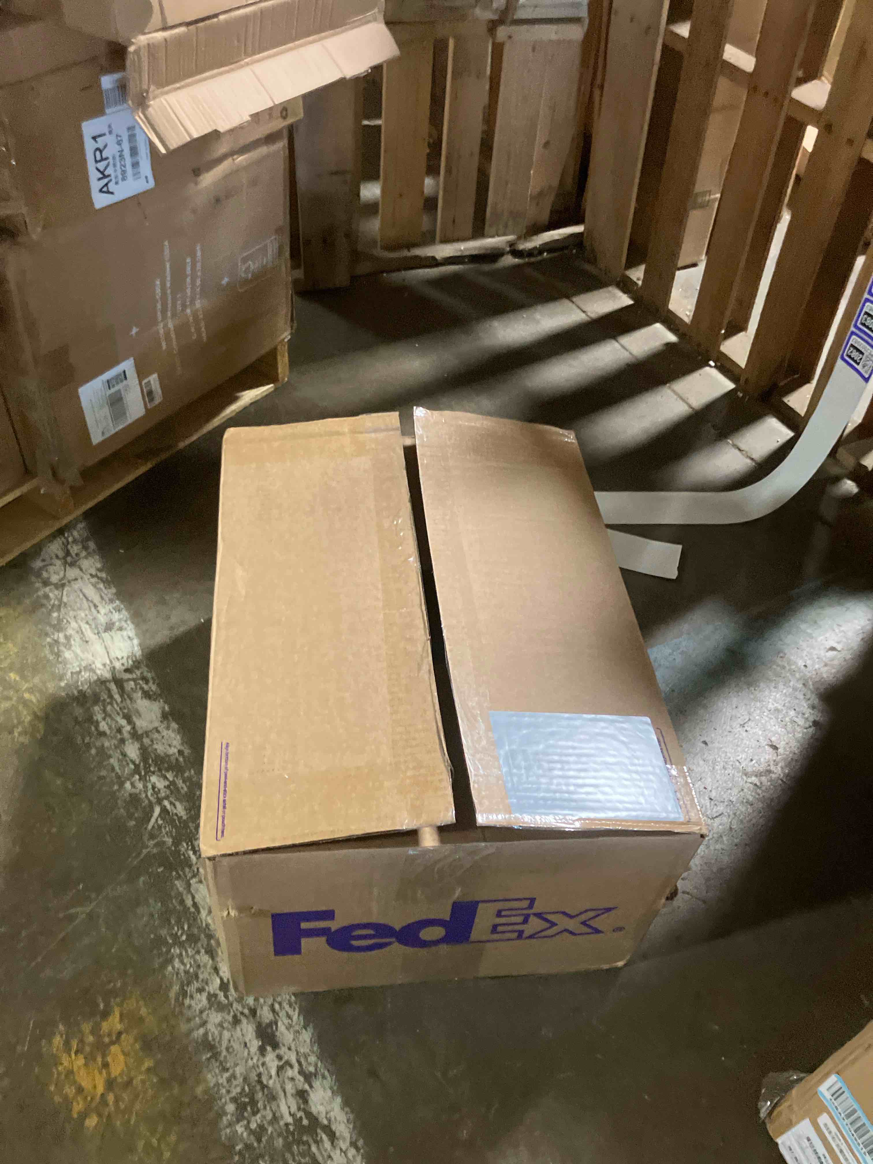 https://s3.amazonaws.com/lotting-images-prod/phillipi/PPE3502082_1755006846207.jpeg
