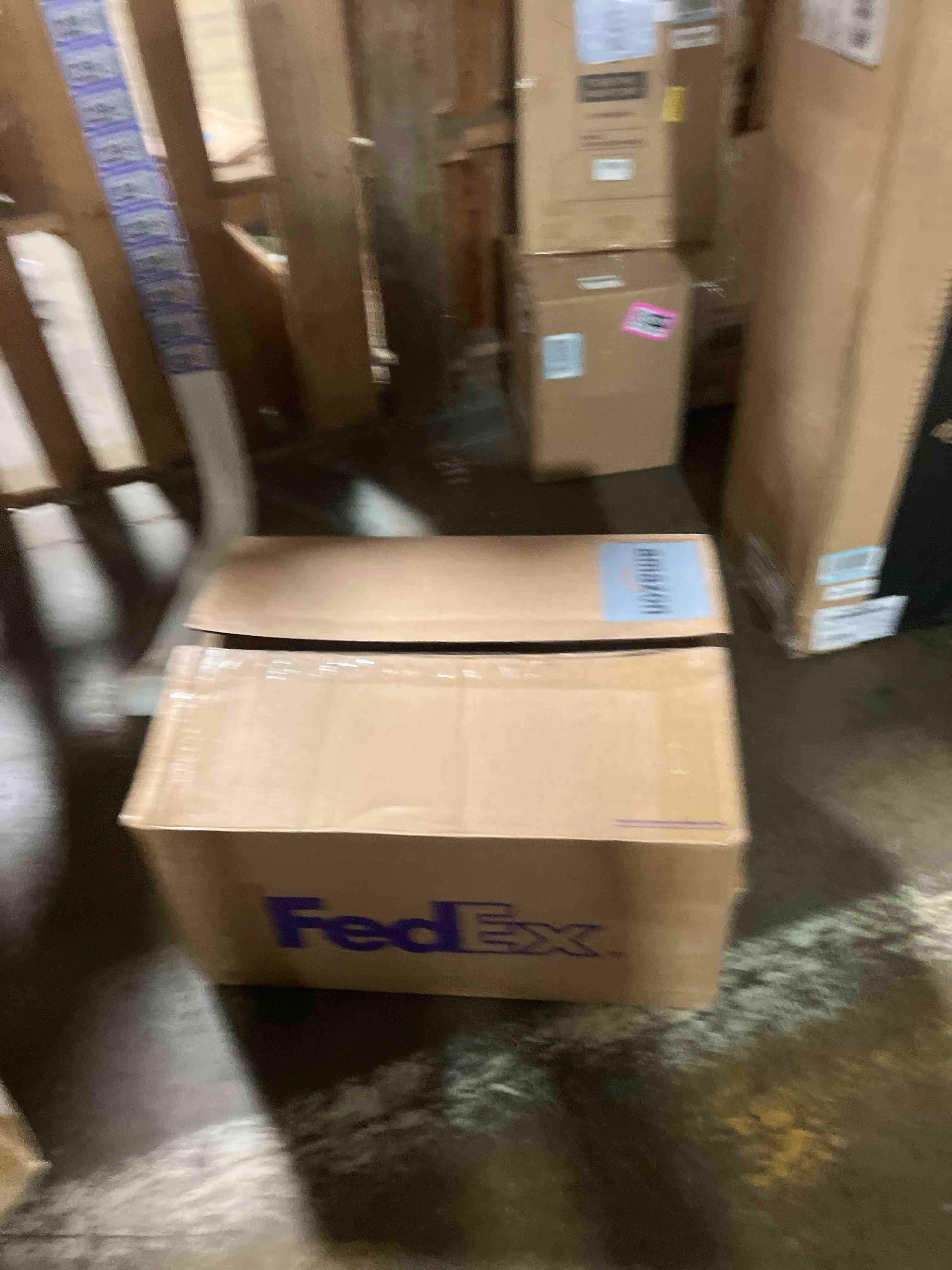 https://s3.amazonaws.com/lotting-images-prod/phillipi/PPE3502082_1755006849025.jpeg