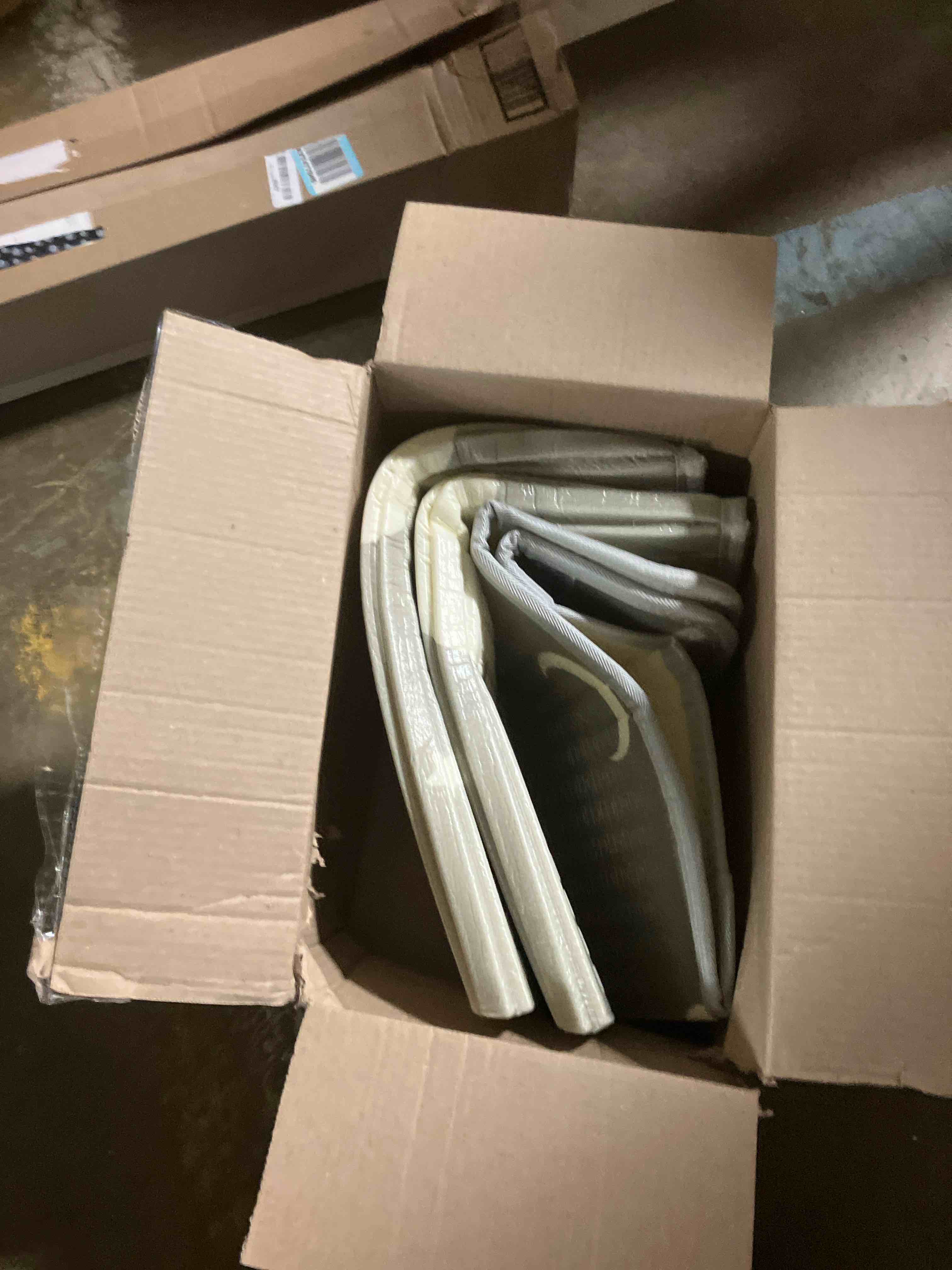 https://s3.amazonaws.com/lotting-images-prod/phillipi/PPE3502084_1755007349123.jpeg