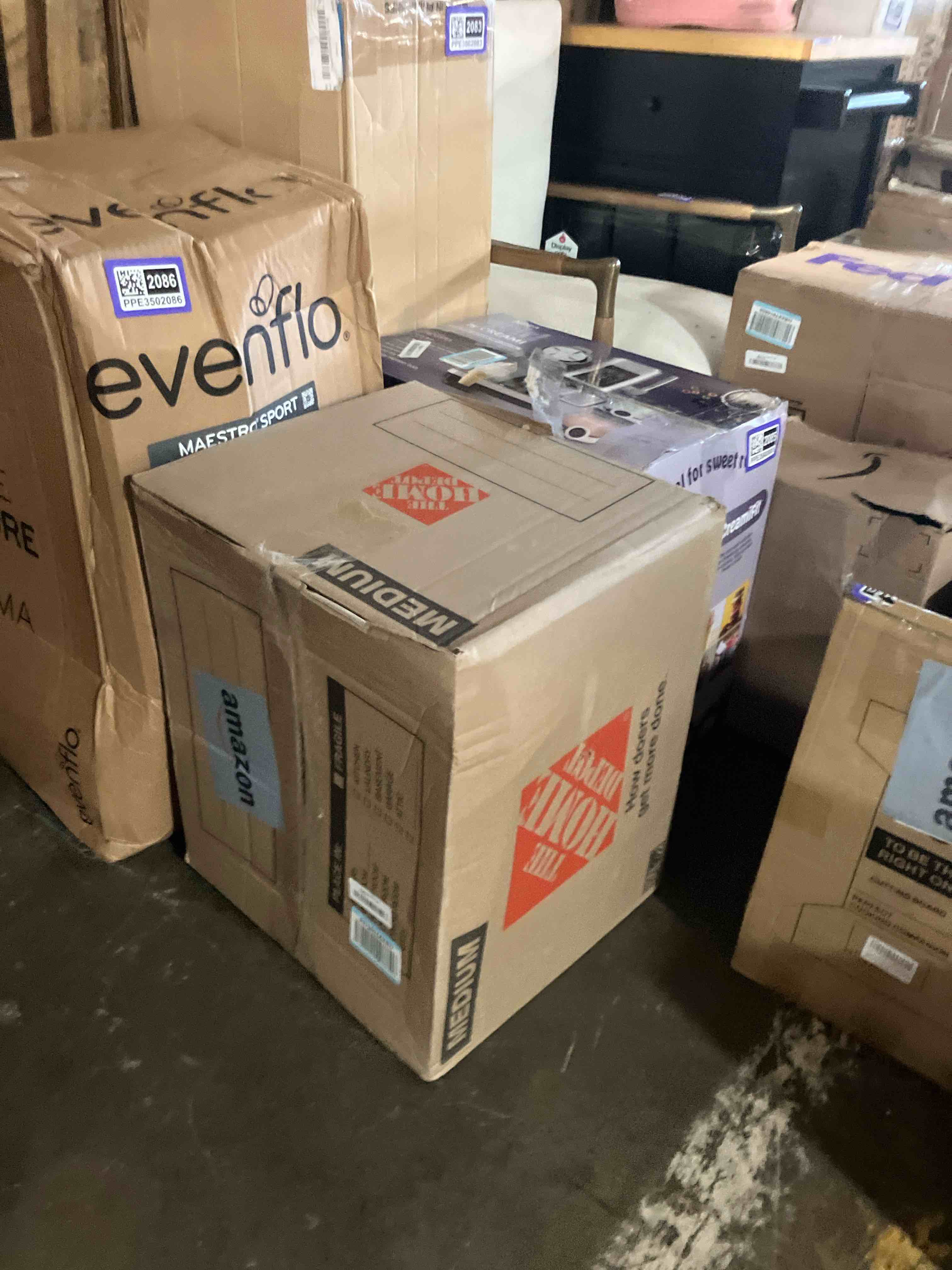 https://s3.amazonaws.com/lotting-images-prod/phillipi/PPE3502088_1755008105994.jpeg