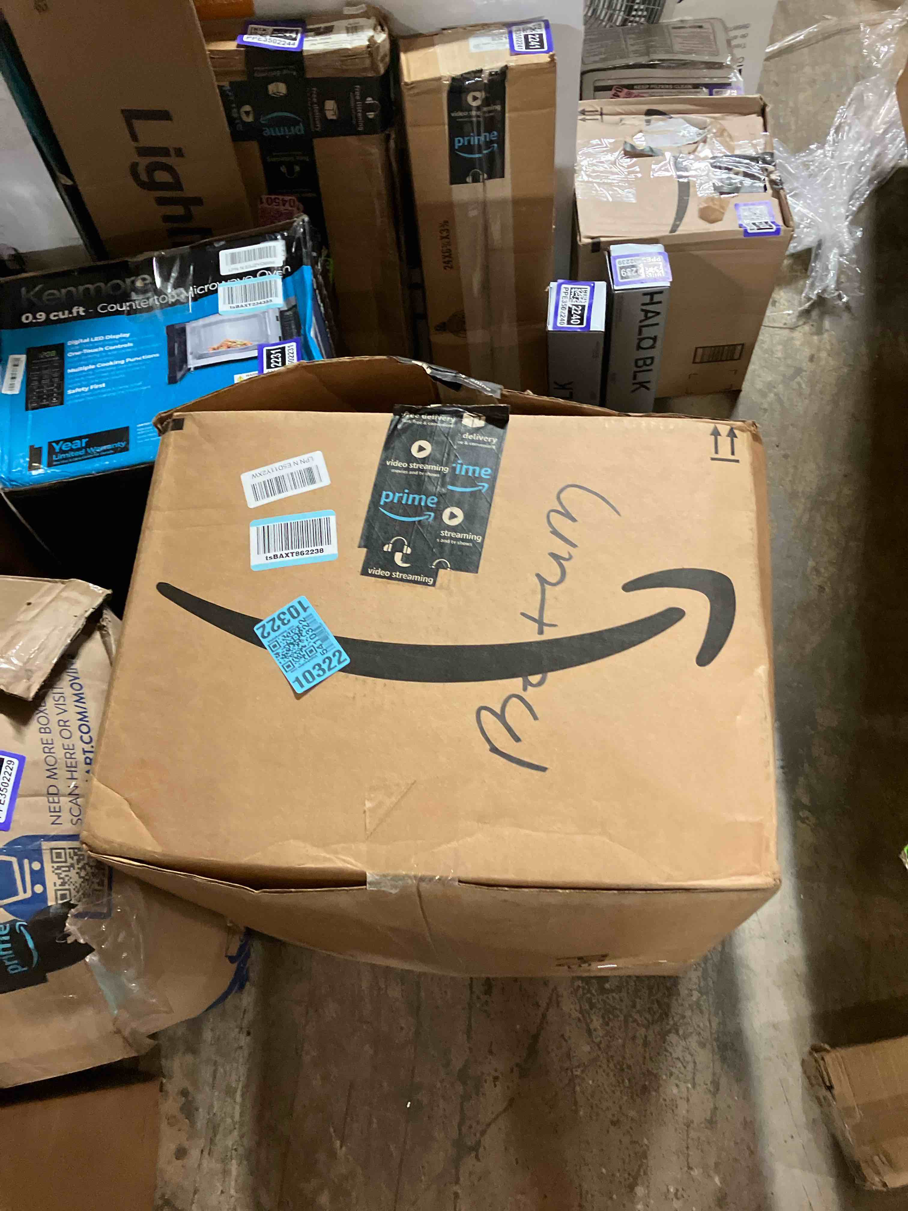 https://s3.amazonaws.com/lotting-images-prod/phillipi/PPE3502227_1755272801043.jpeg