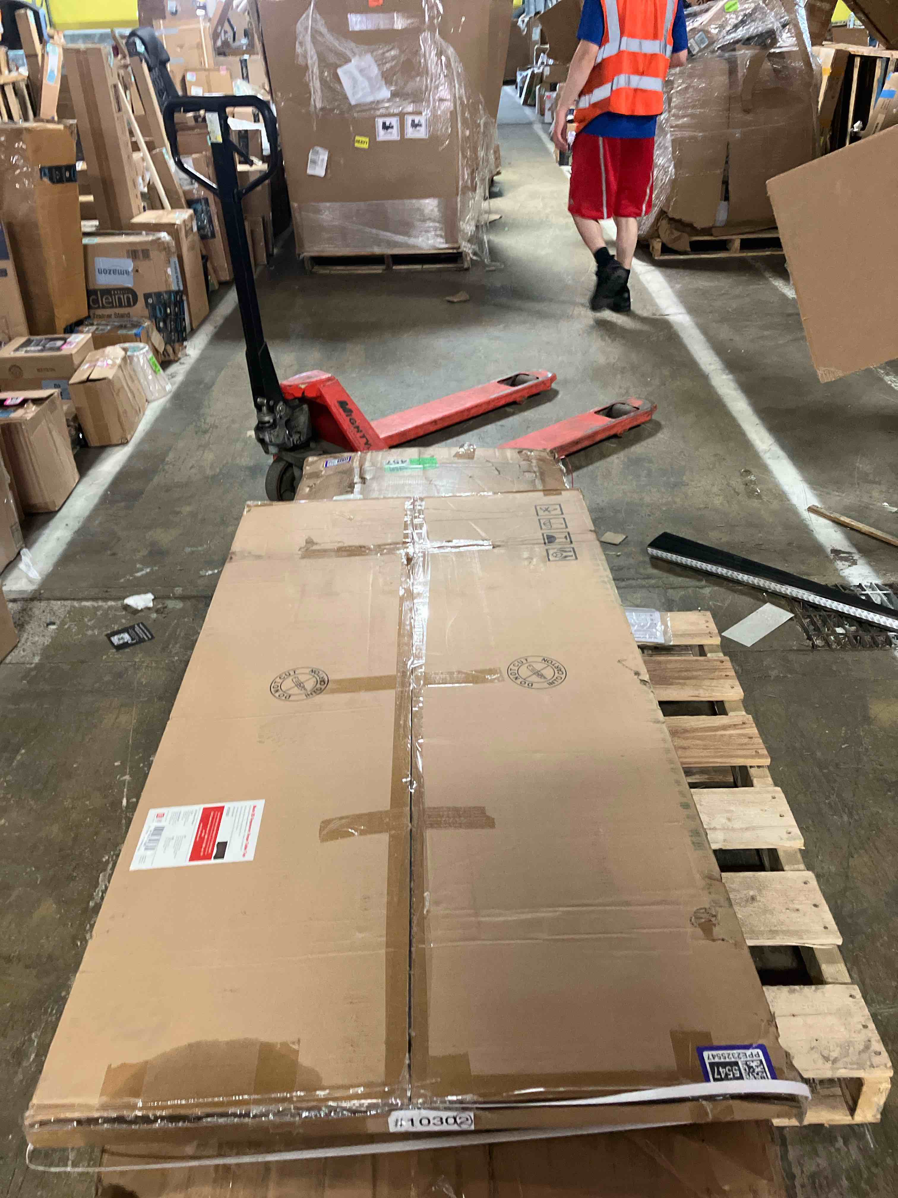 https://s3.amazonaws.com/lotting-images-prod/phillipi/PPE3502247_1755266721574.jpeg