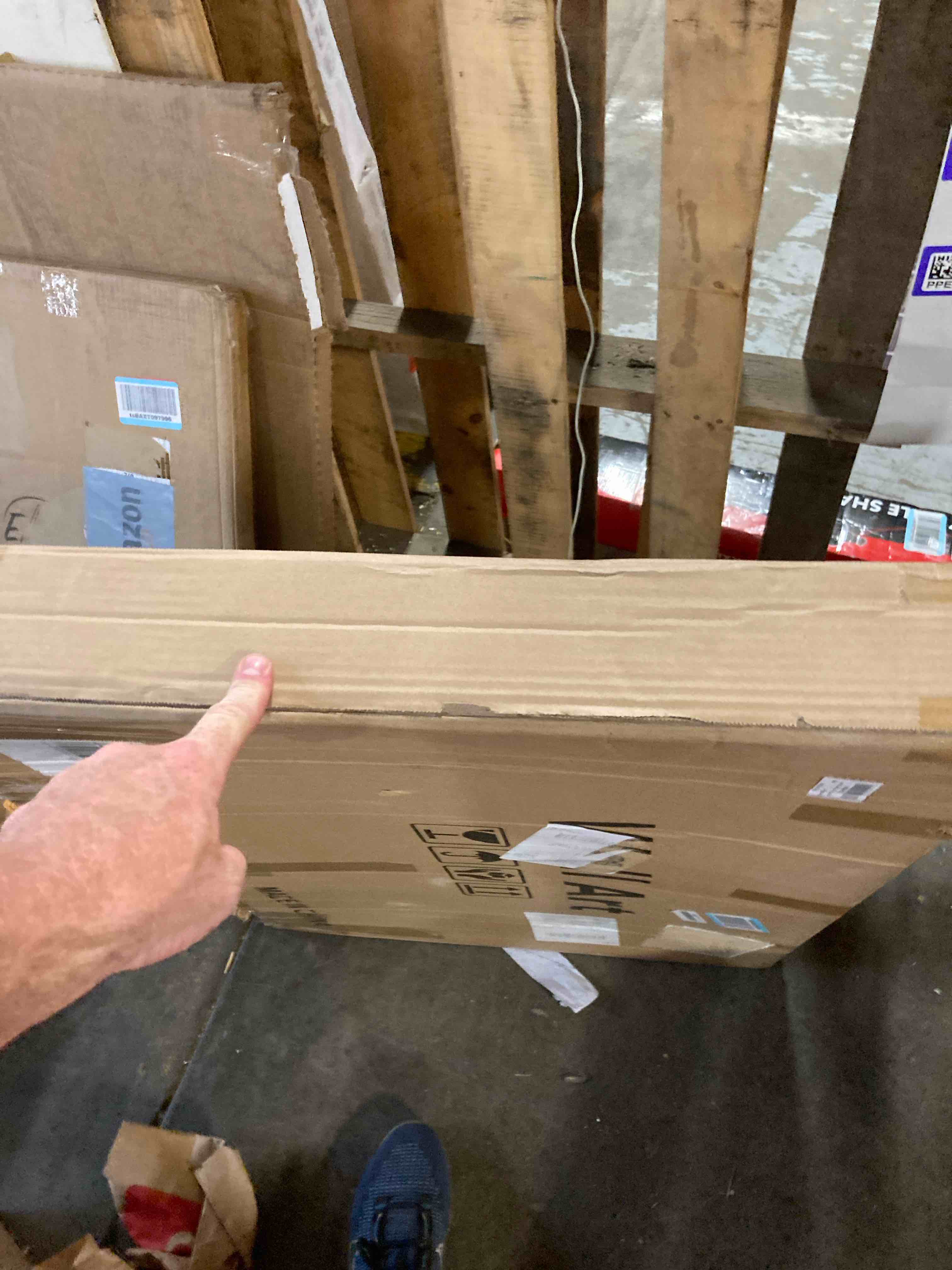 https://s3.amazonaws.com/lotting-images-prod/phillipi/PPE3502278_1755285895460.jpeg