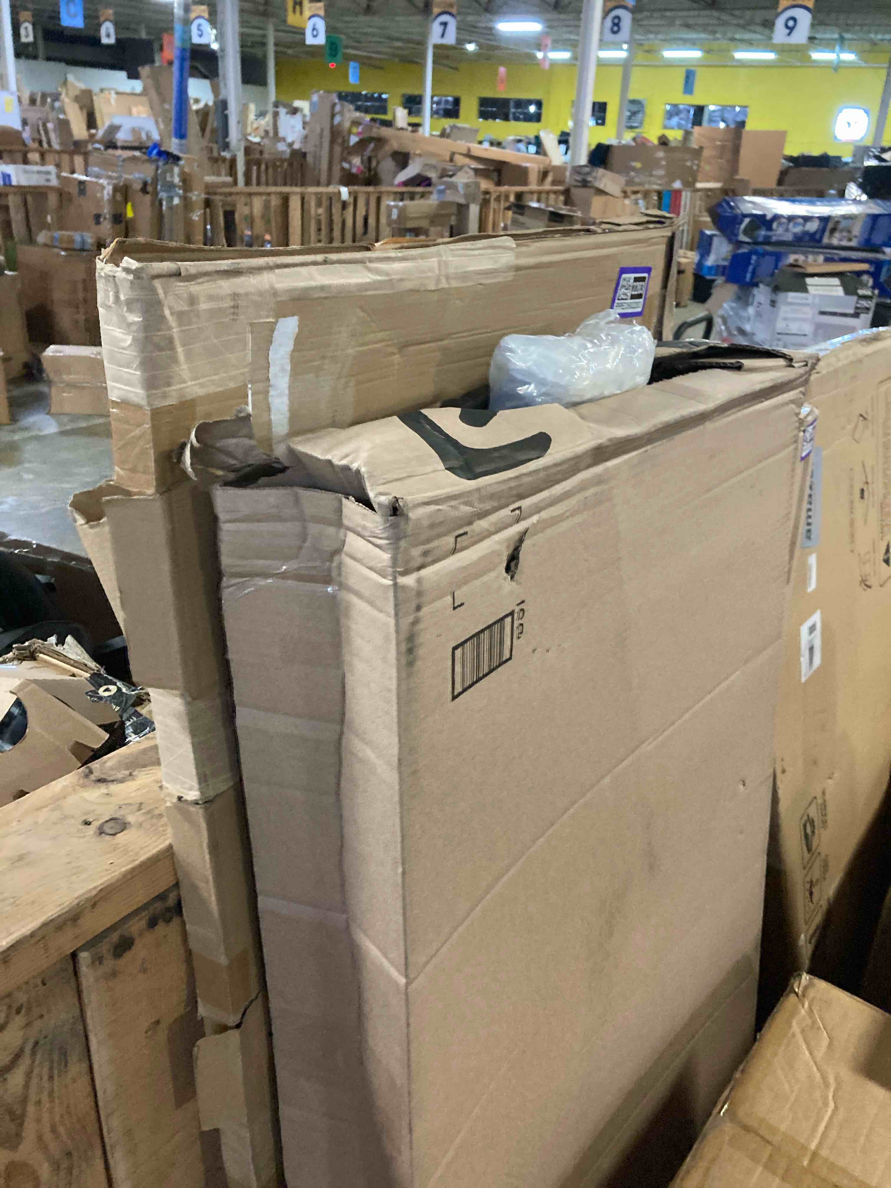 https://s3.amazonaws.com/lotting-images-prod/phillipi/PPE3502281_1755285472528.jpeg
