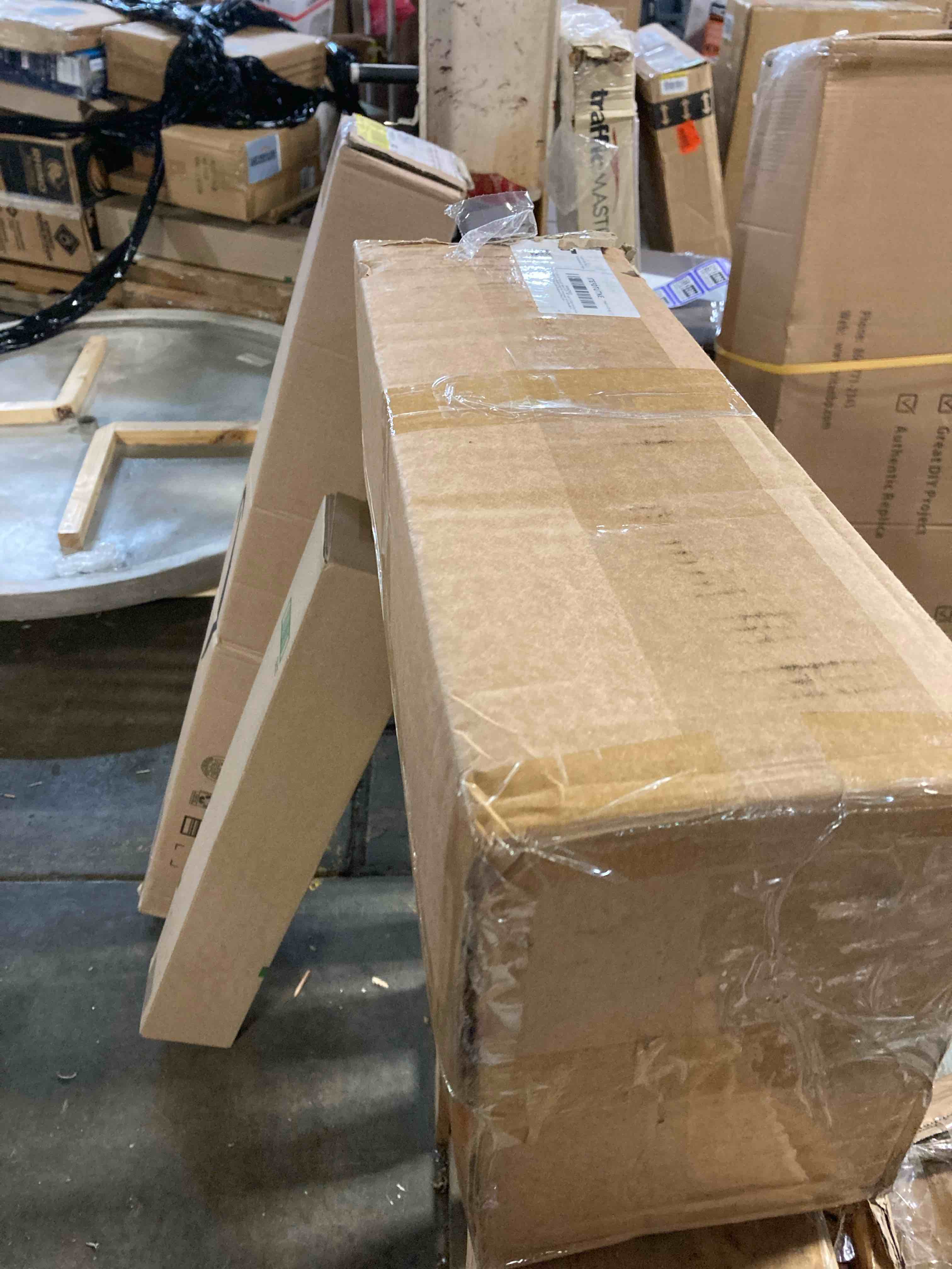 https://s3.amazonaws.com/lotting-images-prod/phillipi/PPE3502288_1755283981351.jpeg