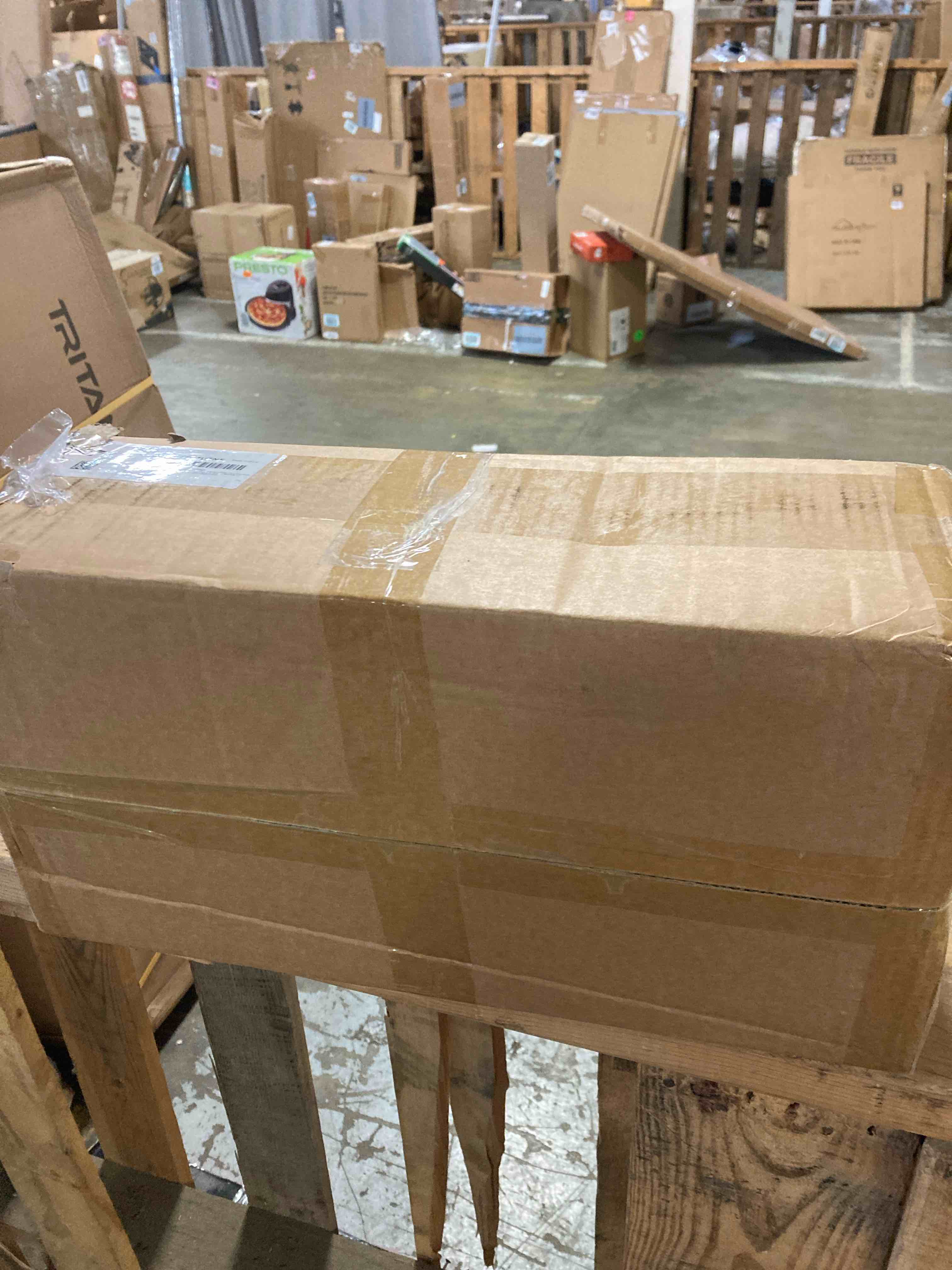 https://s3.amazonaws.com/lotting-images-prod/phillipi/PPE3502288_1755283983114.jpeg