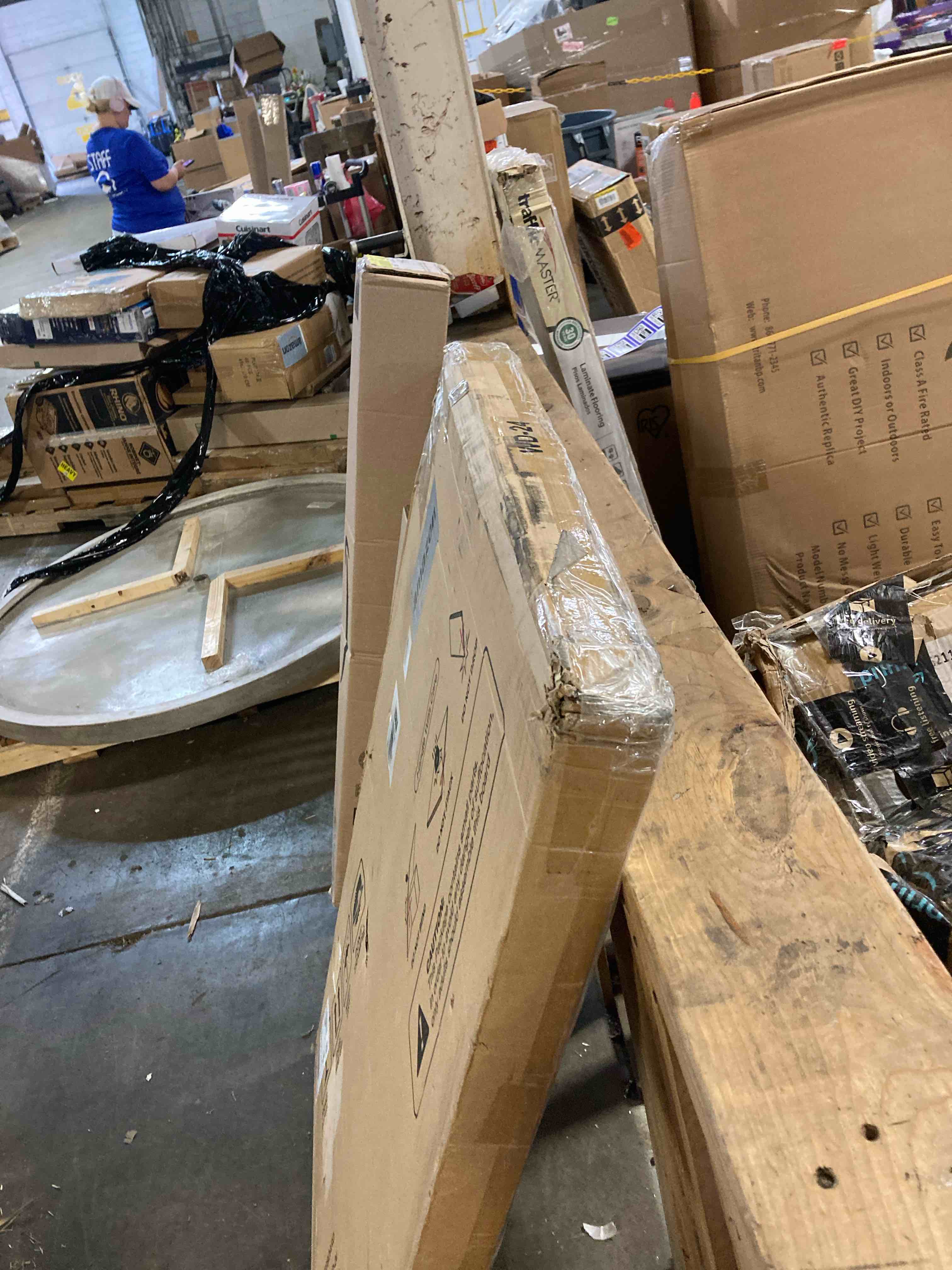 https://s3.amazonaws.com/lotting-images-prod/phillipi/PPE3502293_1755283655468.jpeg