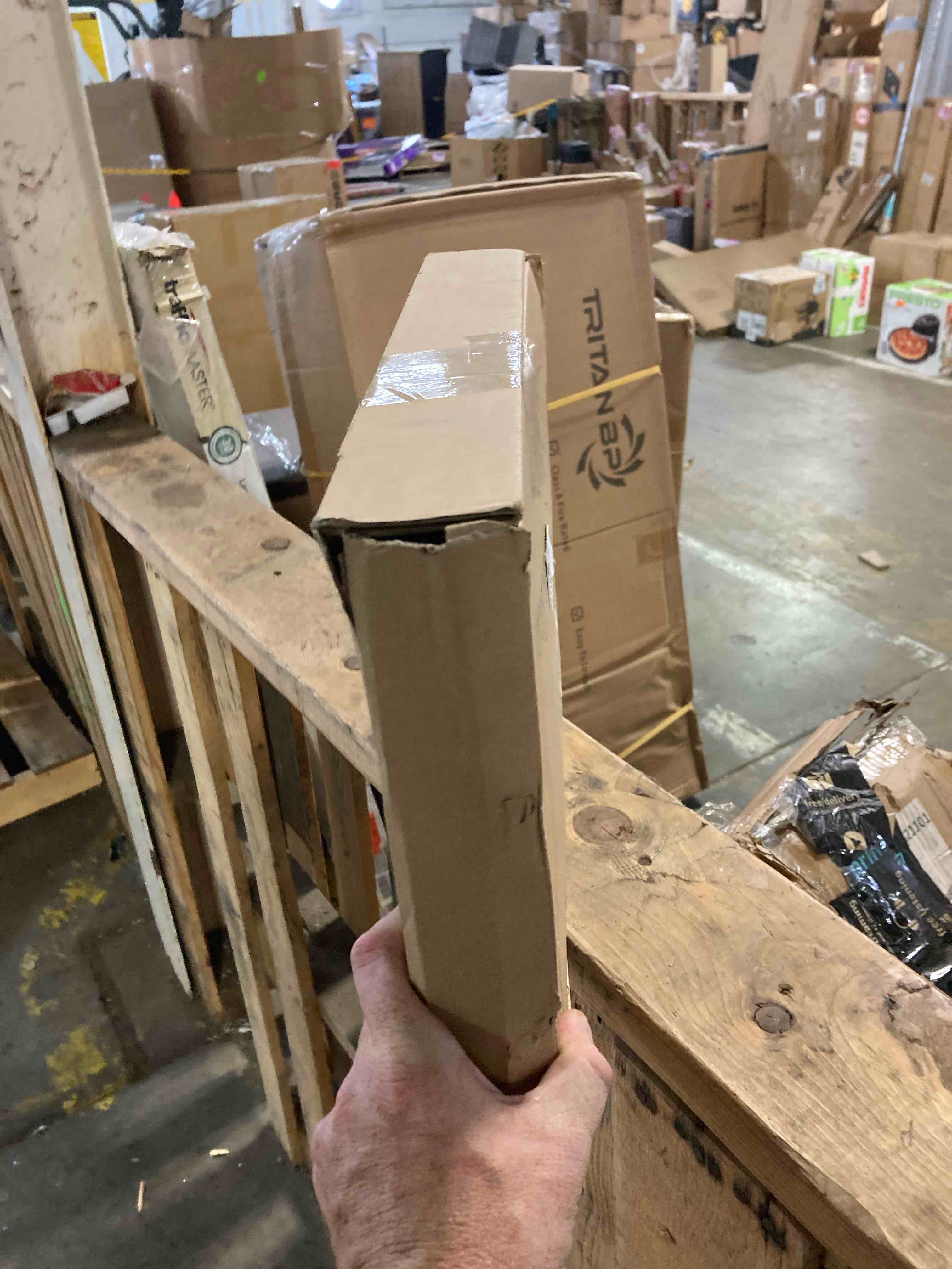 https://s3.amazonaws.com/lotting-images-prod/phillipi/PPE3502298_1755282566822.jpeg