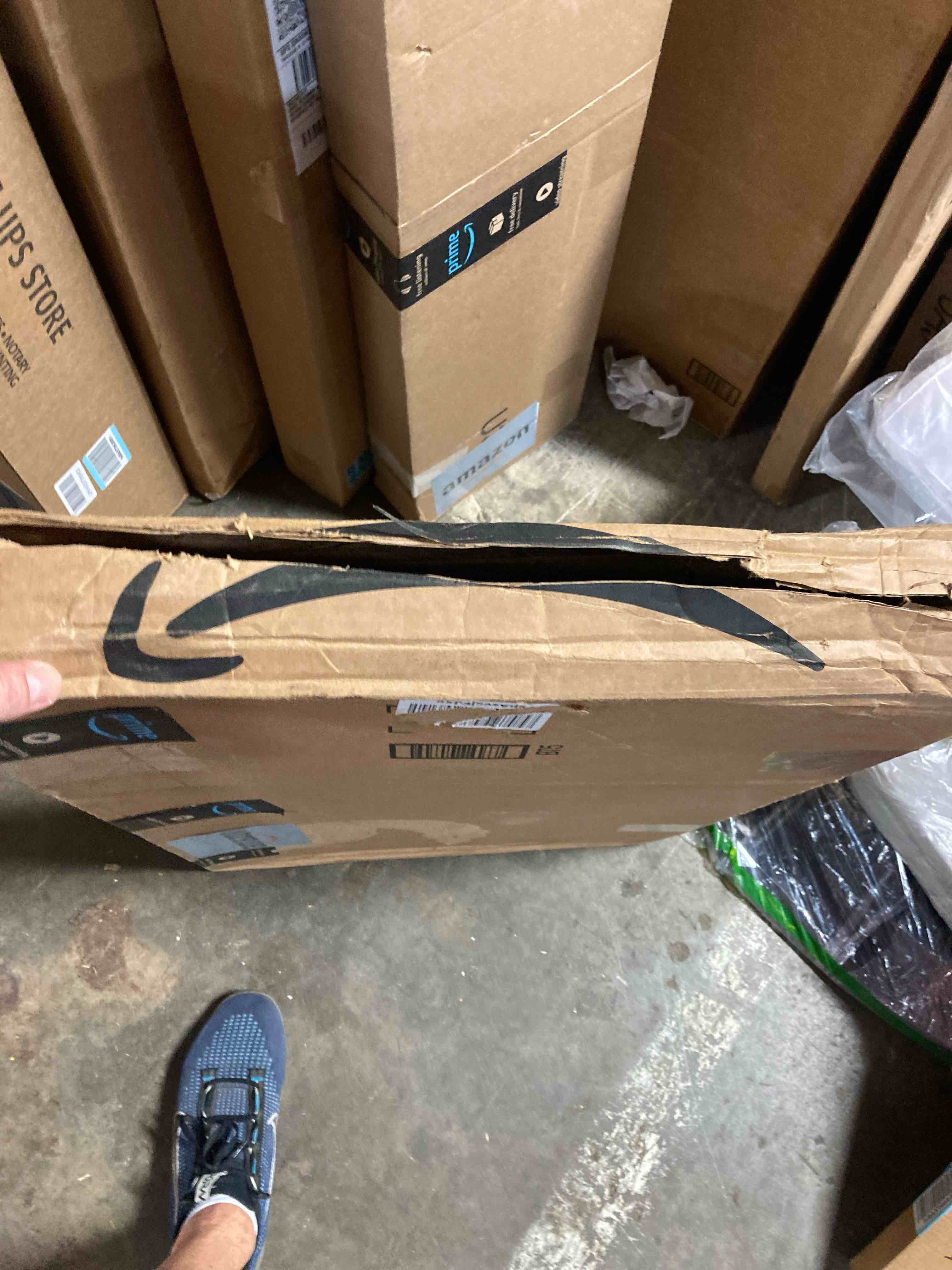 https://s3.amazonaws.com/lotting-images-prod/phillipi/PPE3502328_1755273772090.jpeg