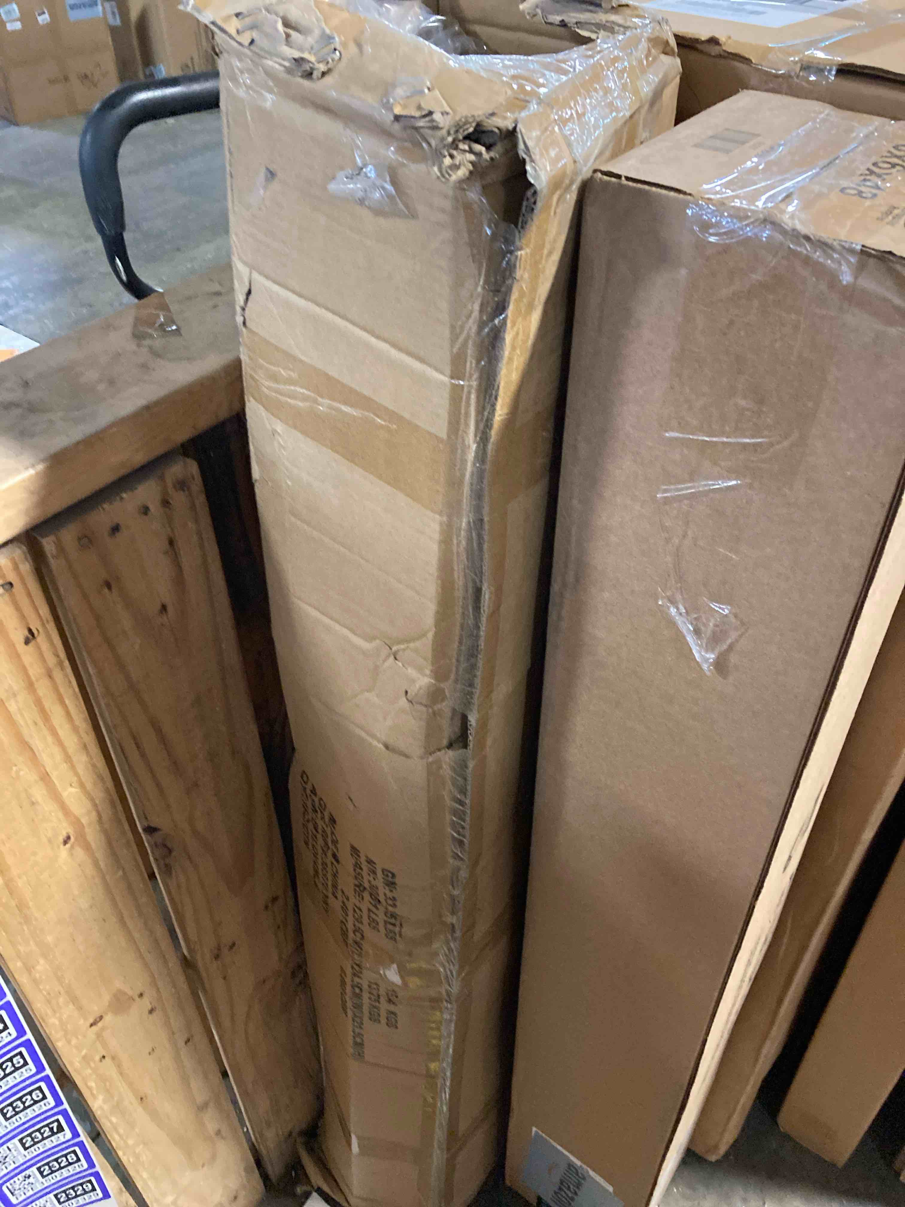 https://s3.amazonaws.com/lotting-images-prod/phillipi/PPE3502329_1755273686231.jpeg