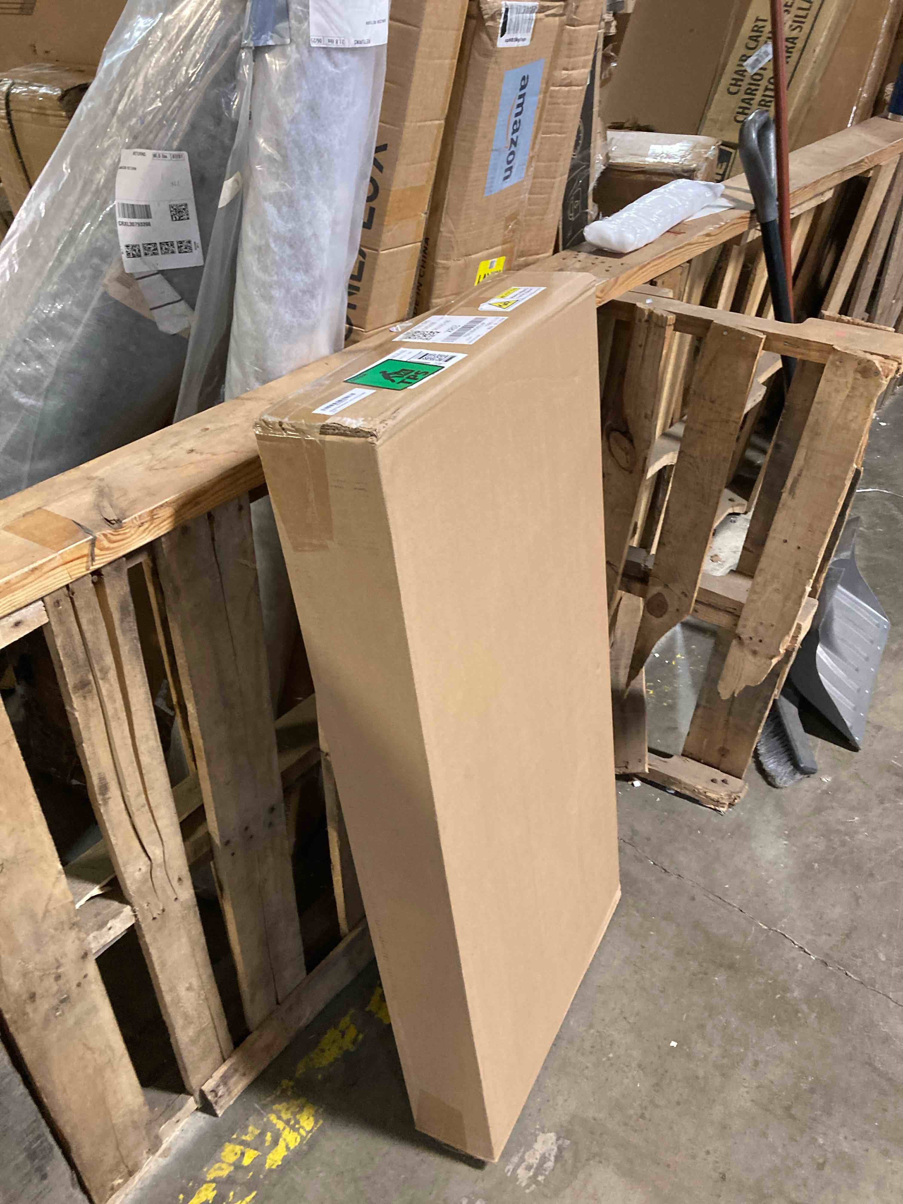 https://s3.amazonaws.com/lotting-images-prod/phillipi/PPE3502400_1755698738252.jpeg