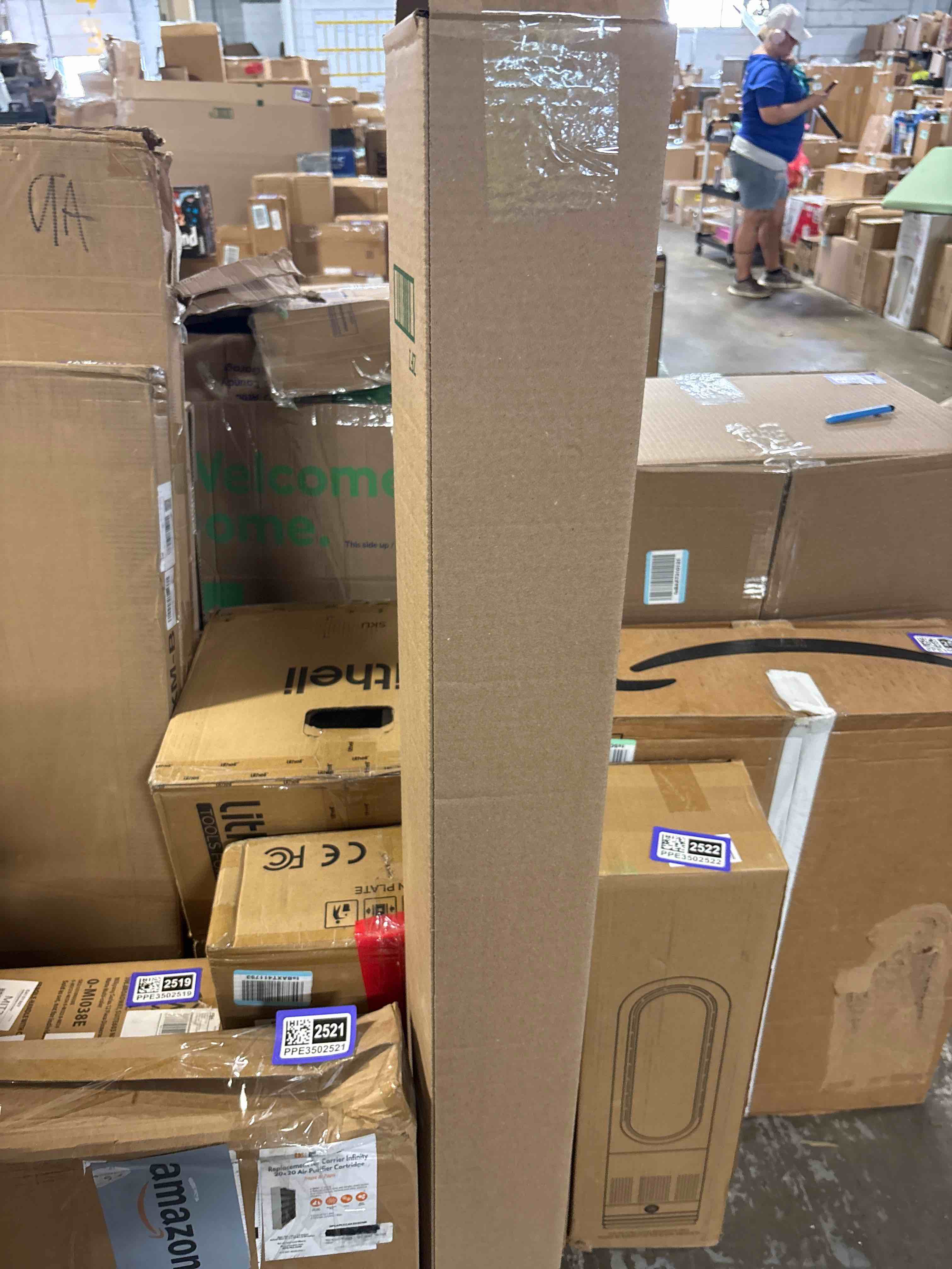 https://s3.amazonaws.com/lotting-images-prod/phillipi/PPE3502523_1755715484919.jpeg