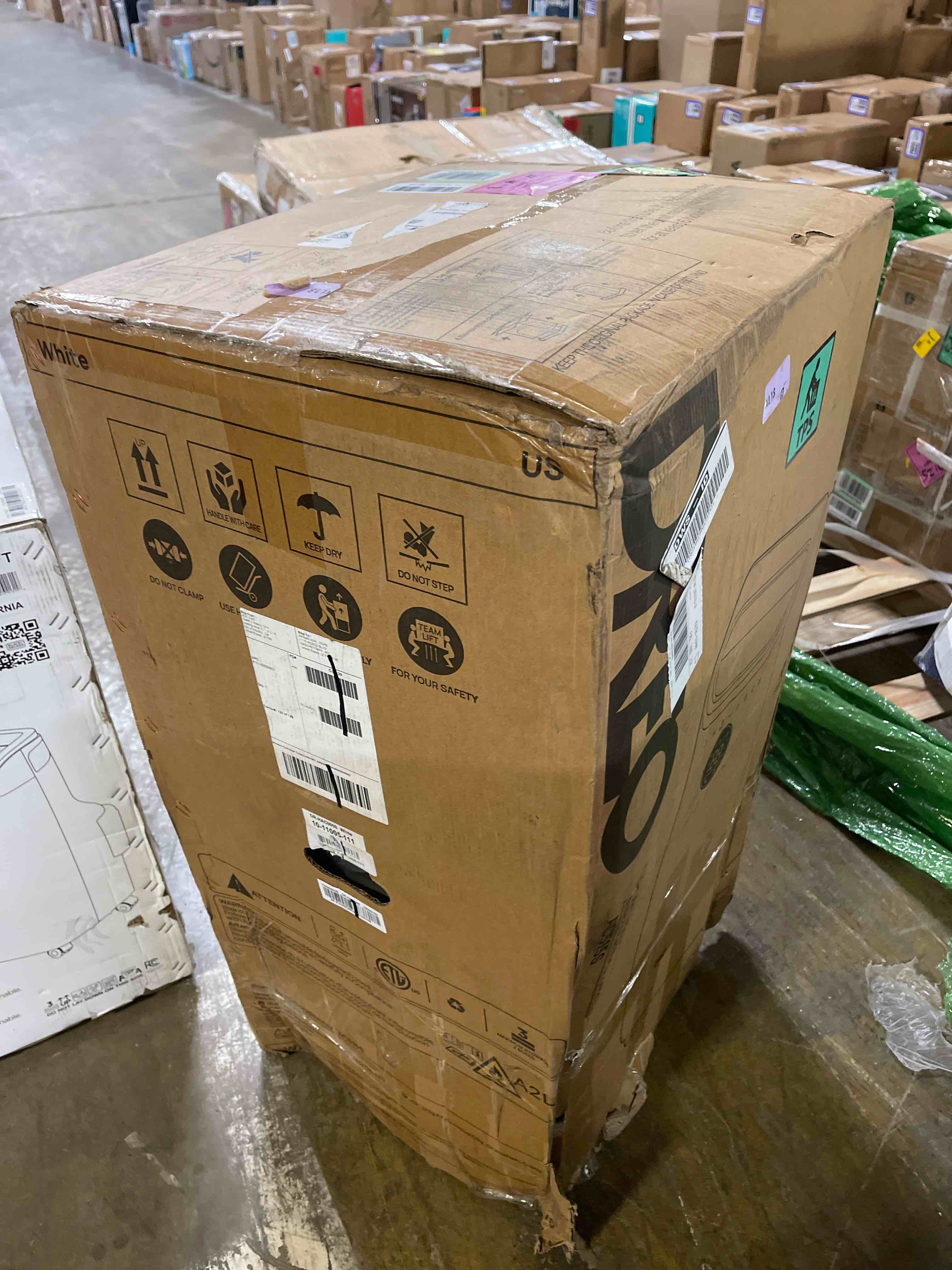 https://s3.amazonaws.com/lotting-images-prod/phillipi/PPE3502688_1755871913849.jpeg