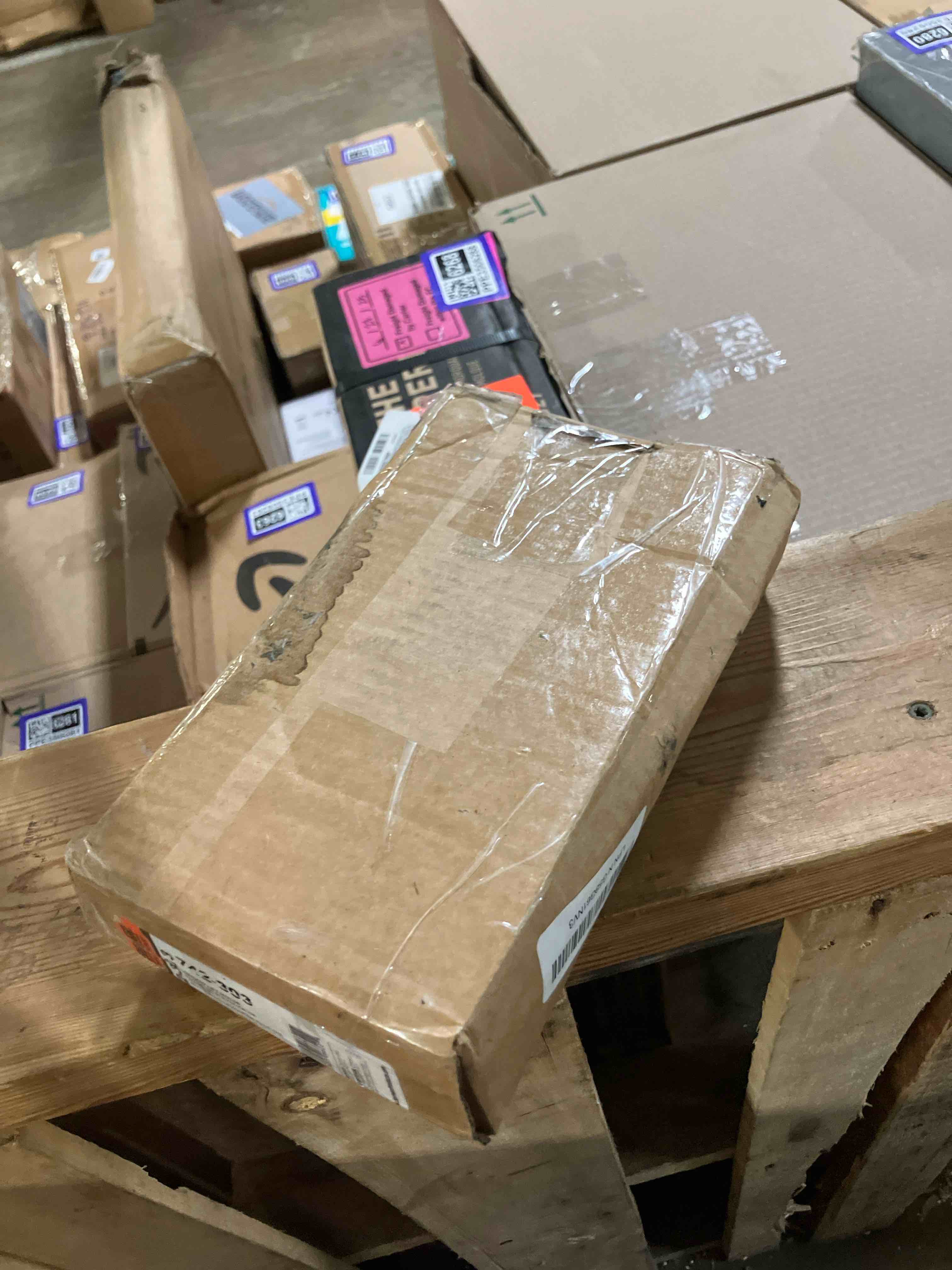 https://s3.amazonaws.com/lotting-images-prod/phillipi/PPE3502751_1755892503137.jpeg