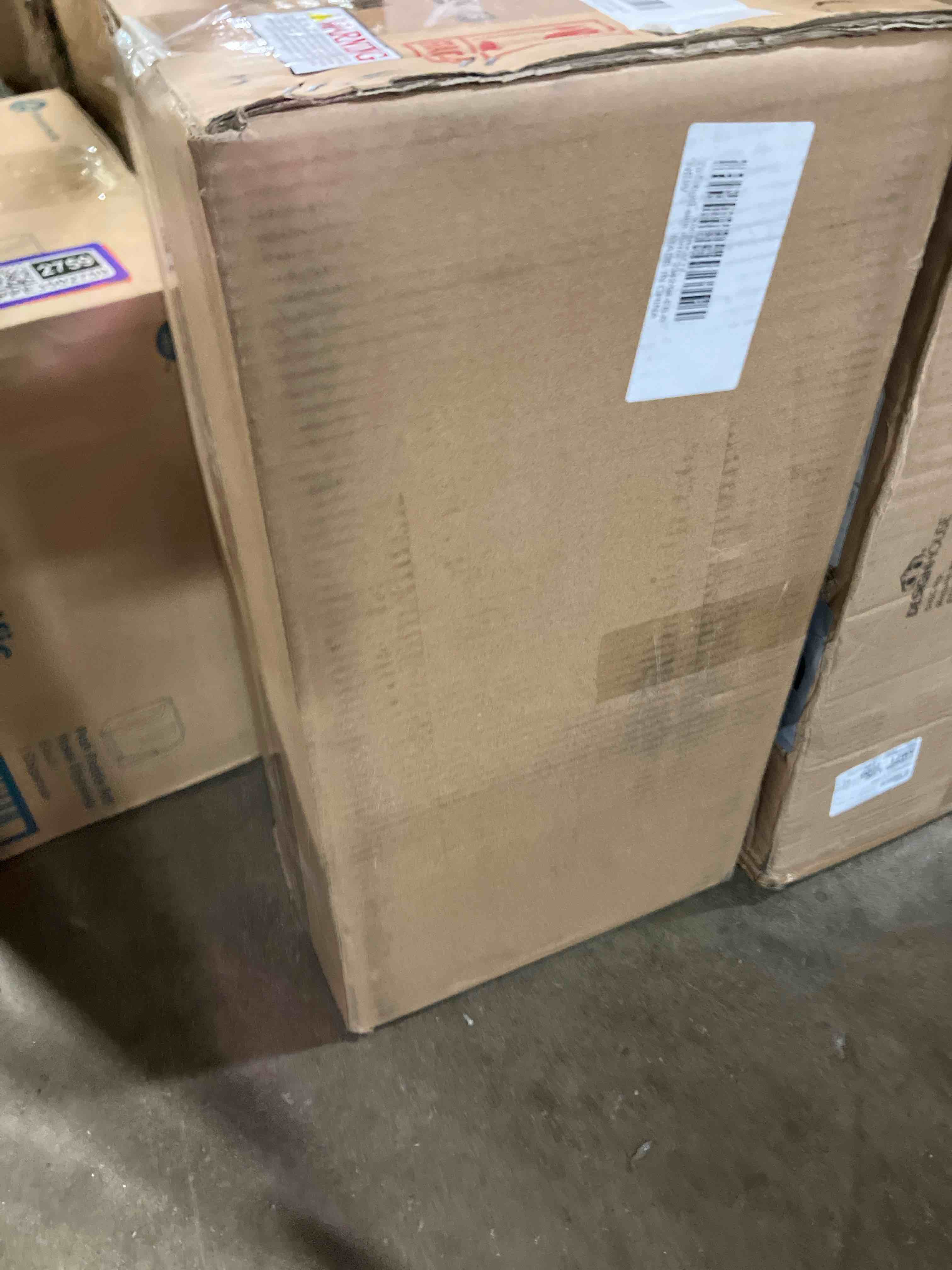 https://s3.amazonaws.com/lotting-images-prod/phillipi/PPE3502761_1755894520358.jpeg