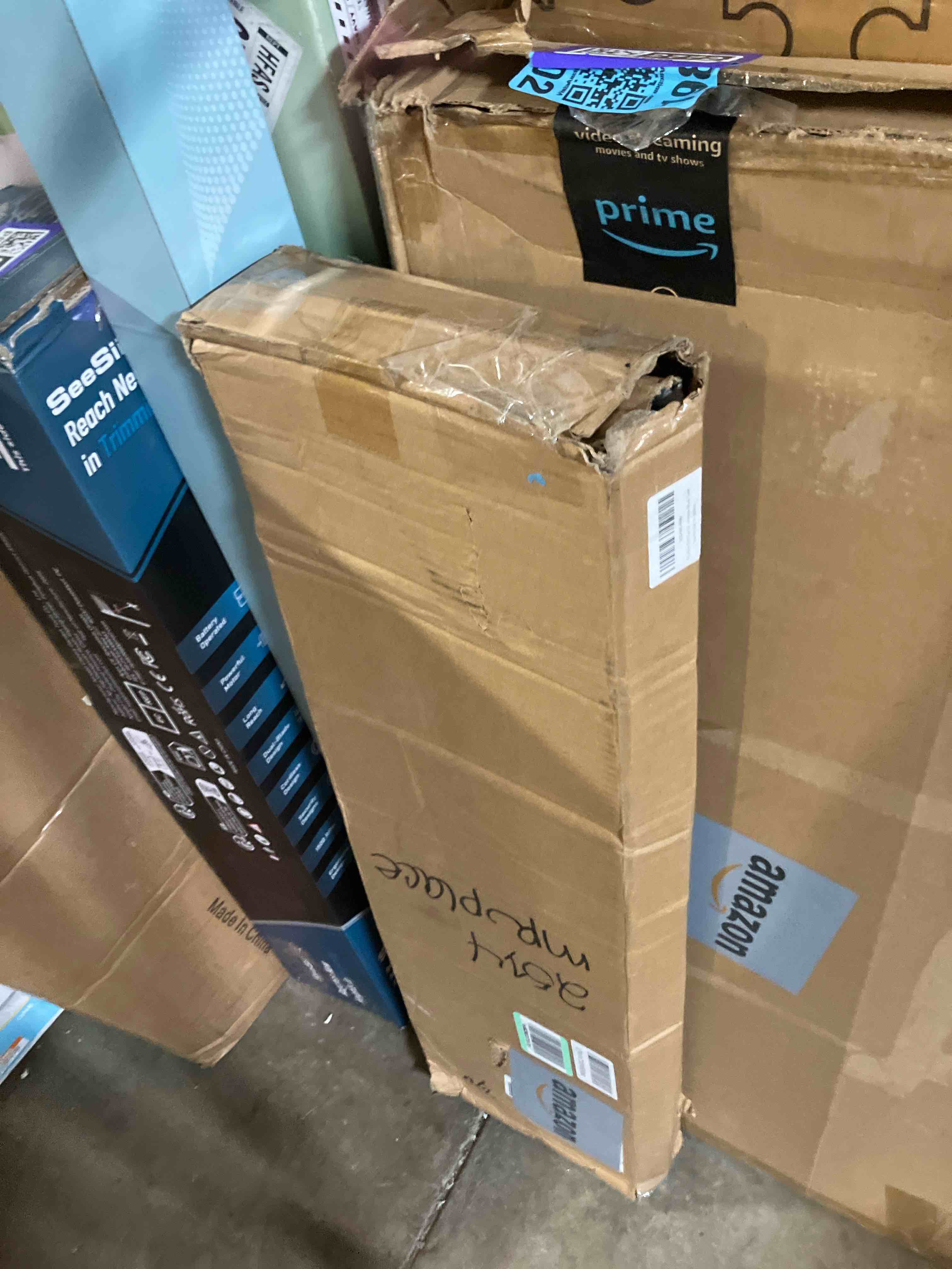 https://s3.amazonaws.com/lotting-images-prod/phillipi/PPE3502779_1755896769790.jpeg