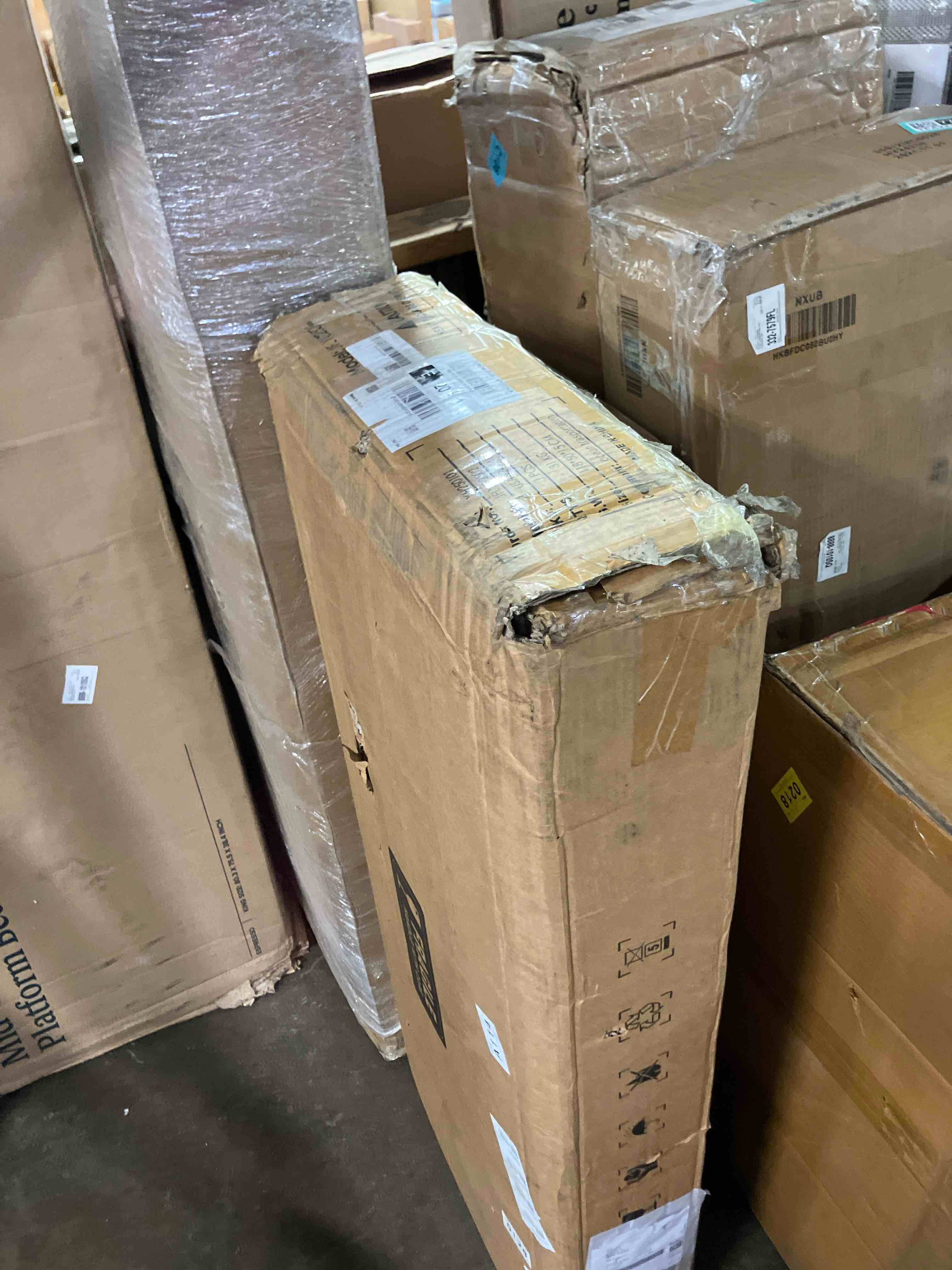 https://s3.amazonaws.com/lotting-images-prod/phillipi/PPE3502868_1756487636416.jpeg