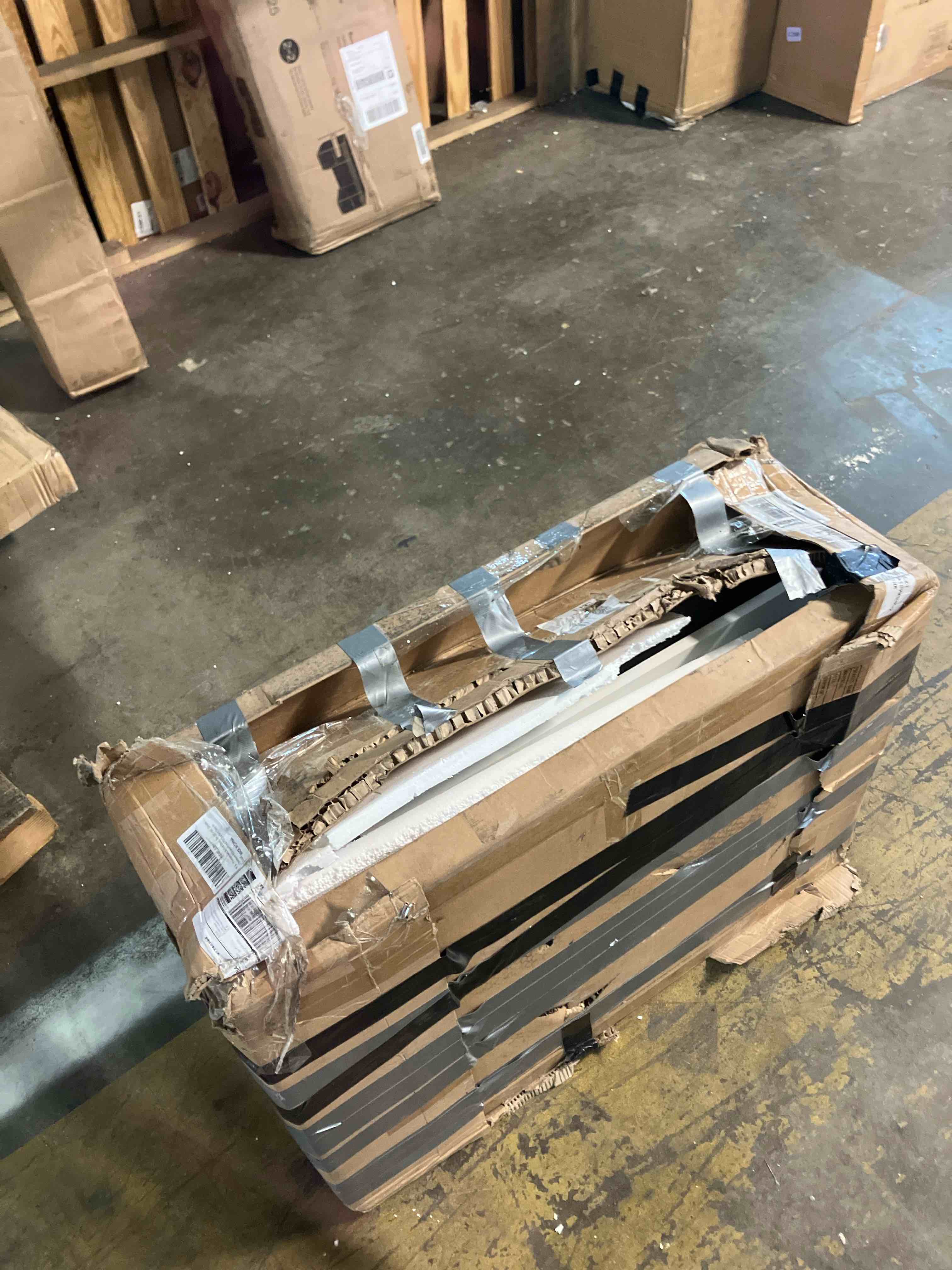 https://s3.amazonaws.com/lotting-images-prod/phillipi/PPE3502896_1756142664926.jpeg
