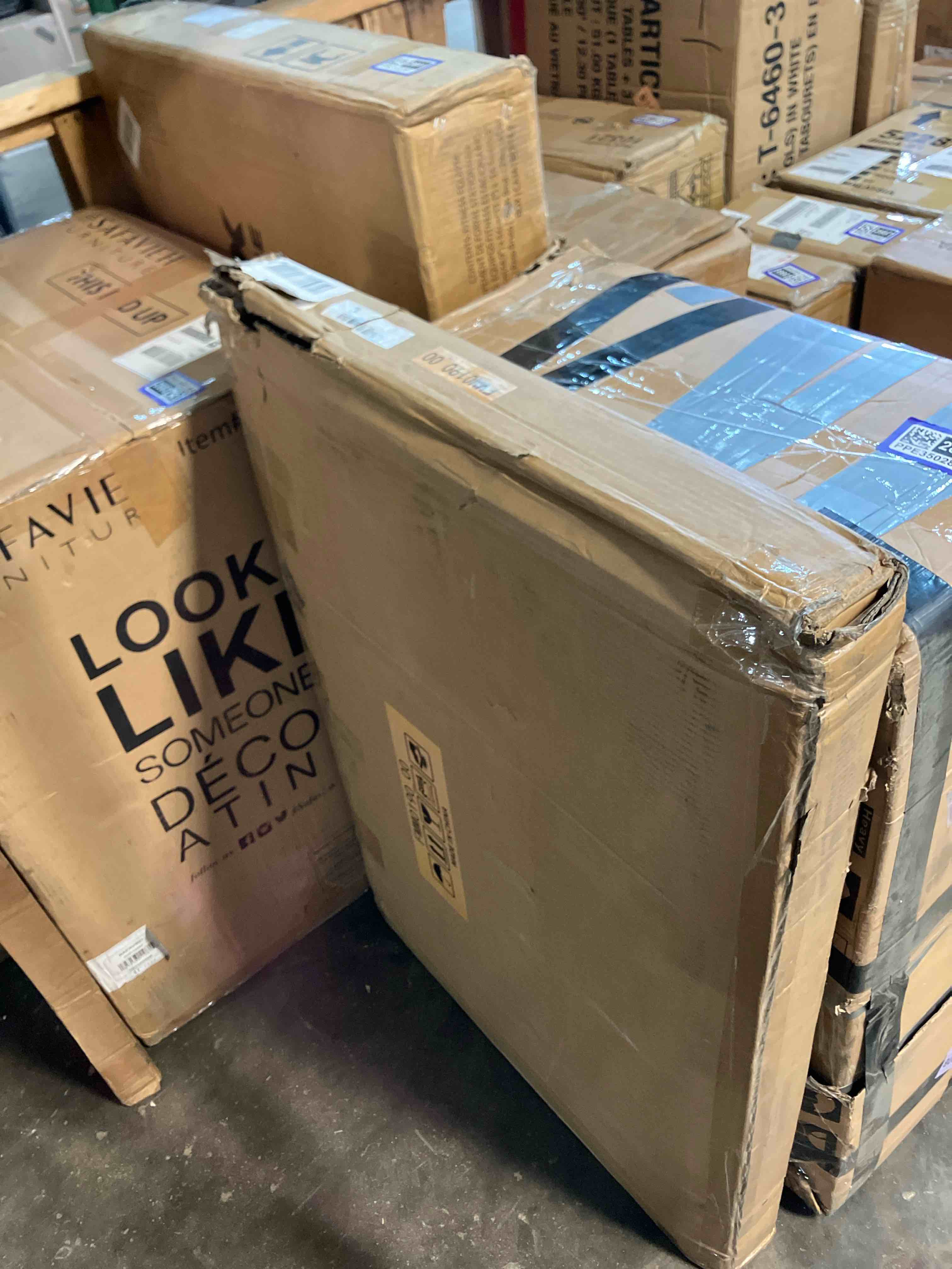 https://s3.amazonaws.com/lotting-images-prod/phillipi/PPE3502897_1756142990499.jpeg