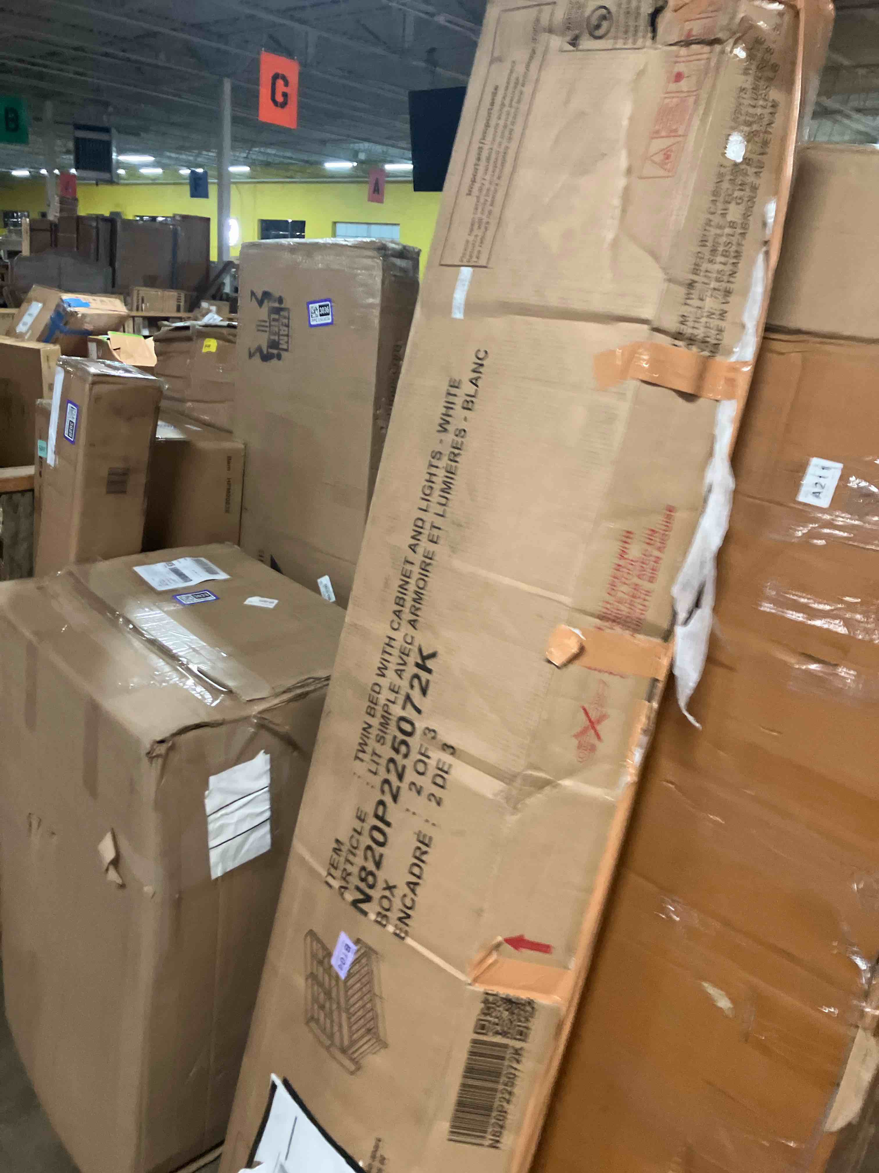 https://s3.amazonaws.com/lotting-images-prod/phillipi/PPE3503028_1757080883539.jpeg