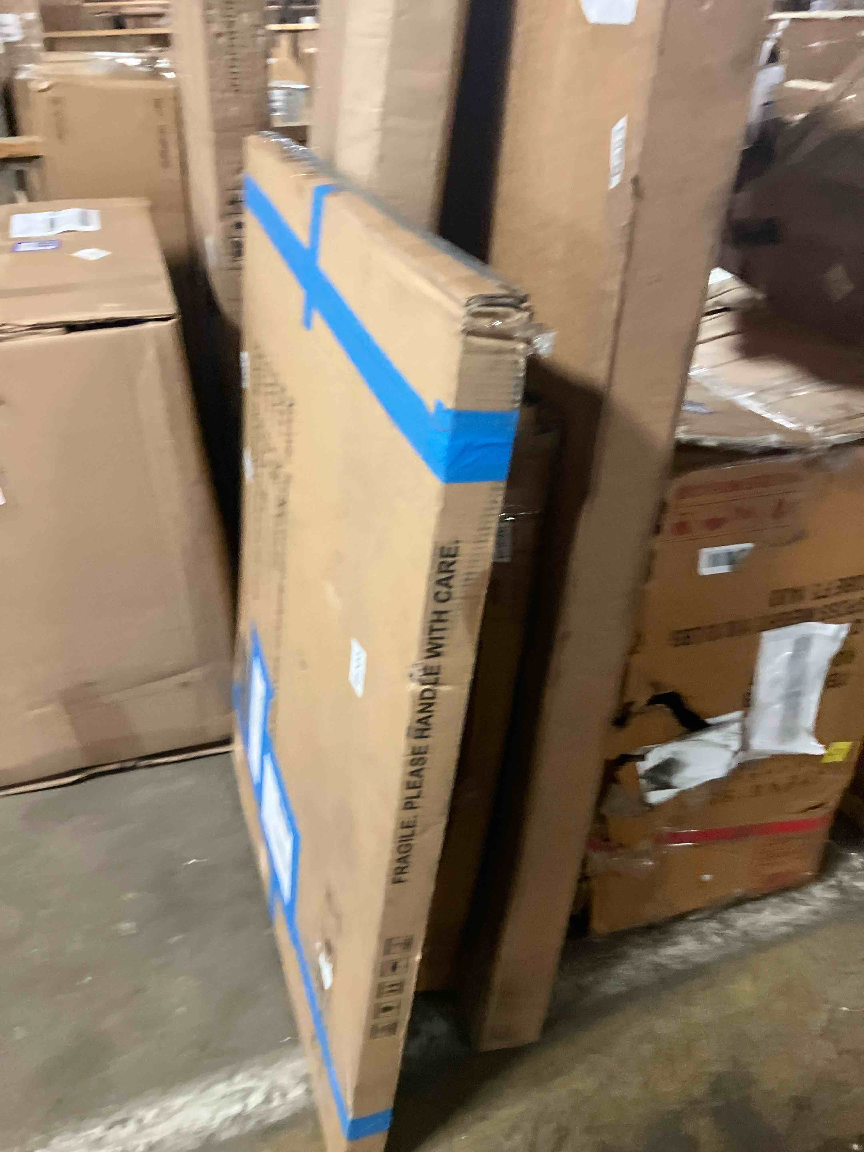 https://s3.amazonaws.com/lotting-images-prod/phillipi/PPE3503032_1757079979825.jpeg