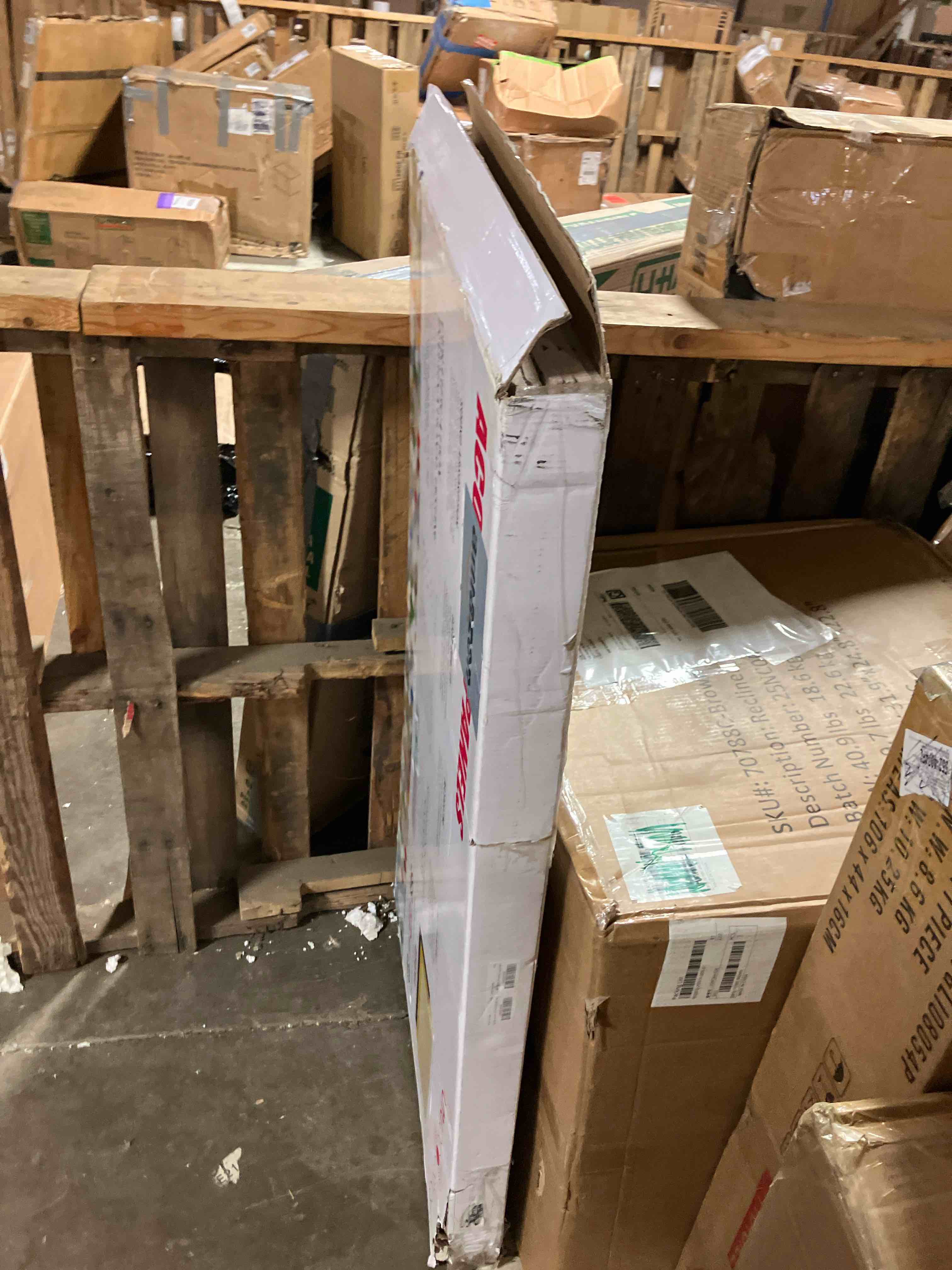 https://s3.amazonaws.com/lotting-images-prod/phillipi/PPE3503048_1757075562490.jpeg