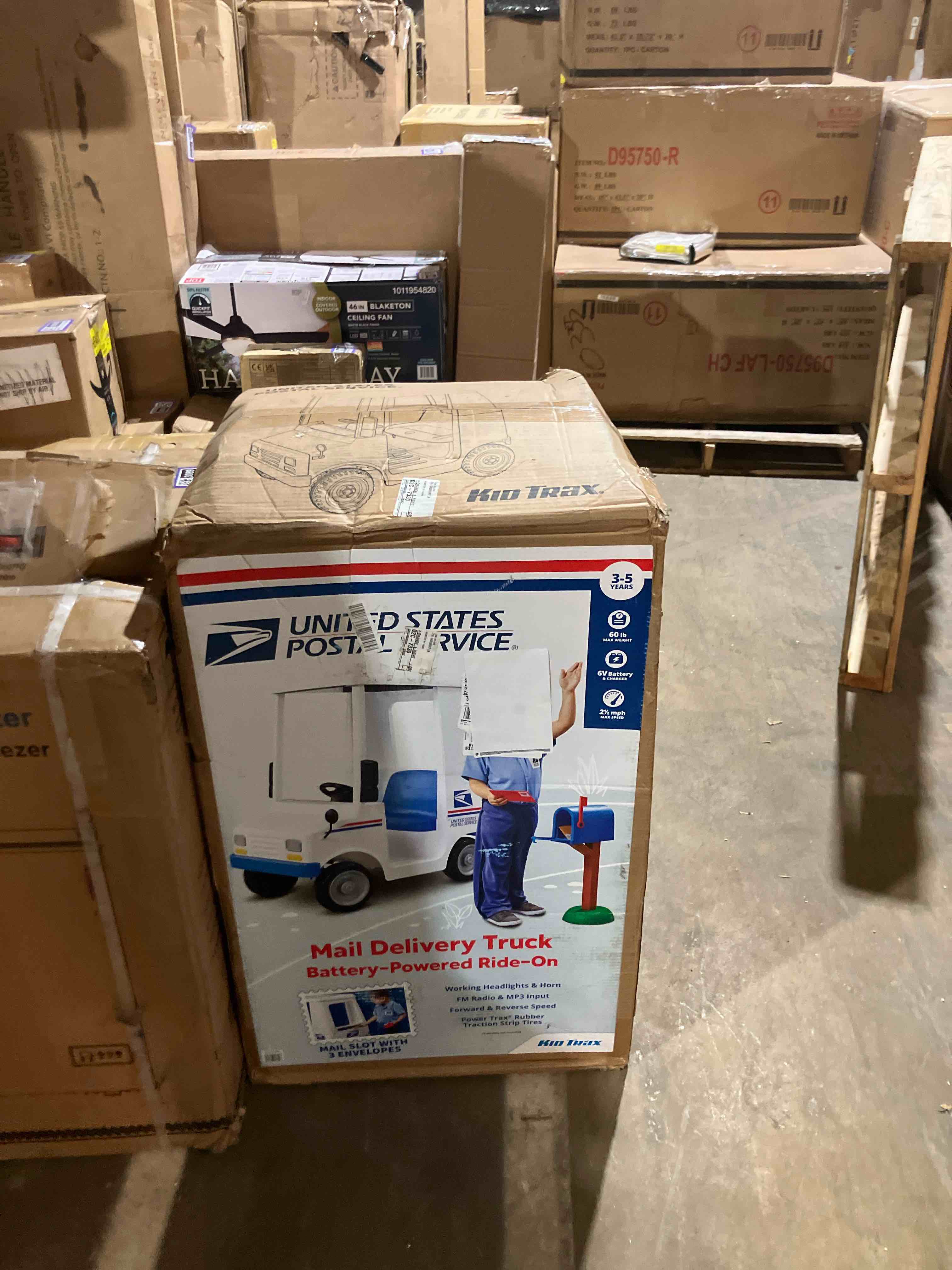 Condition photo showing New/Like New for Flybar USPS Electric Ride-On Truck