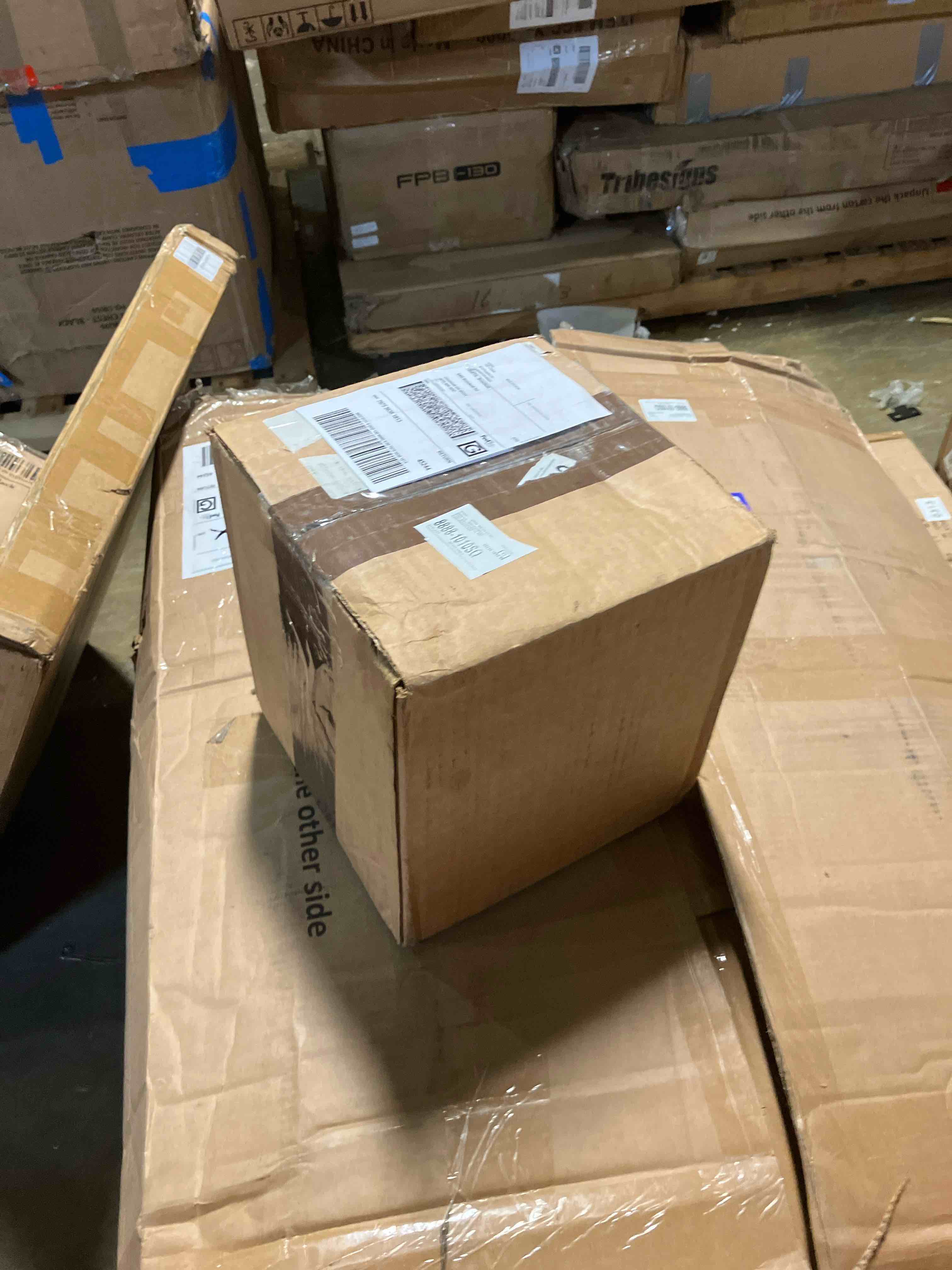 https://s3.amazonaws.com/lotting-images-prod/phillipi/PPE3503102_1756483560277.jpeg