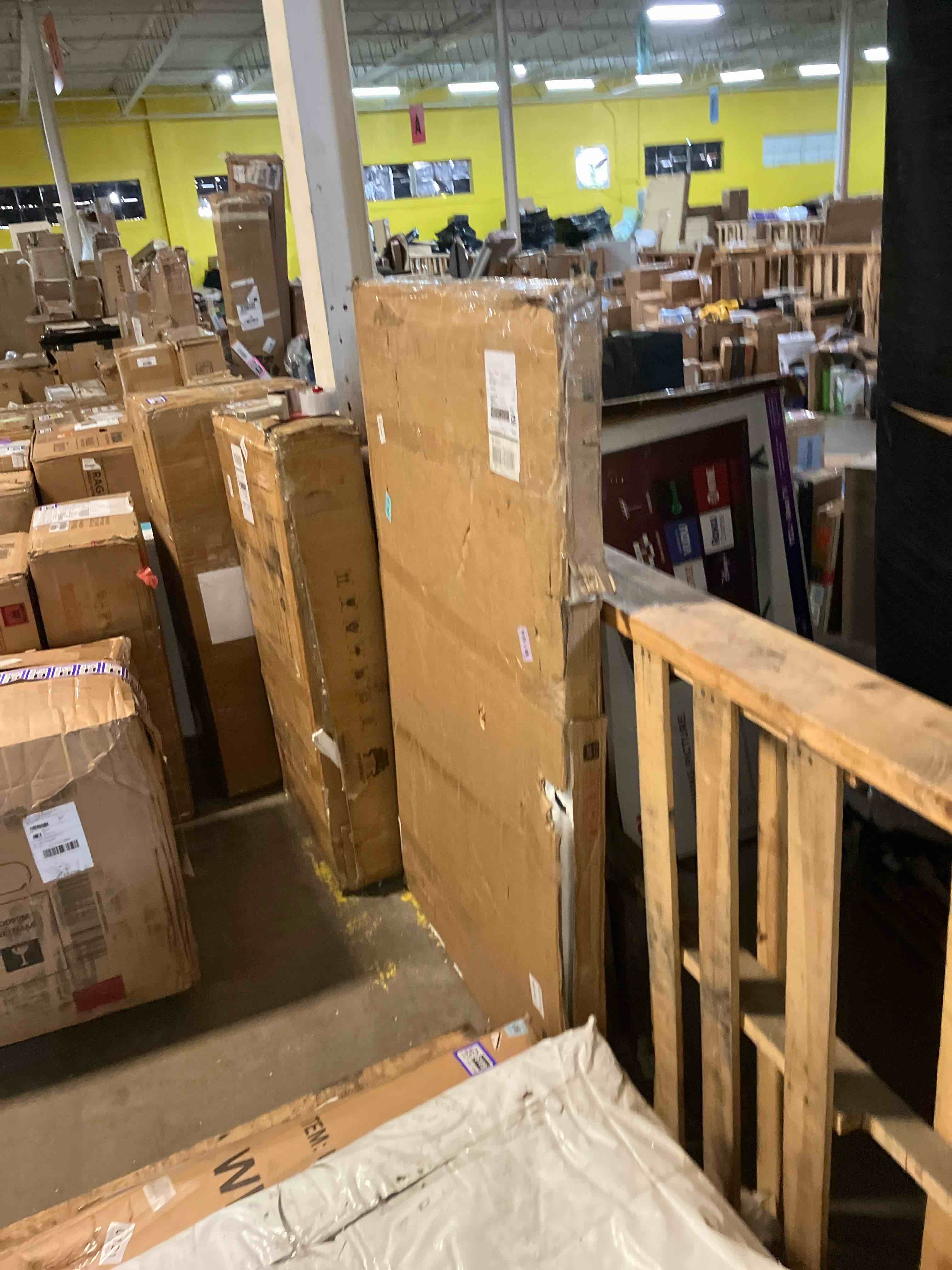 https://s3.amazonaws.com/lotting-images-prod/phillipi/PPE3503104_1756483245543.jpeg