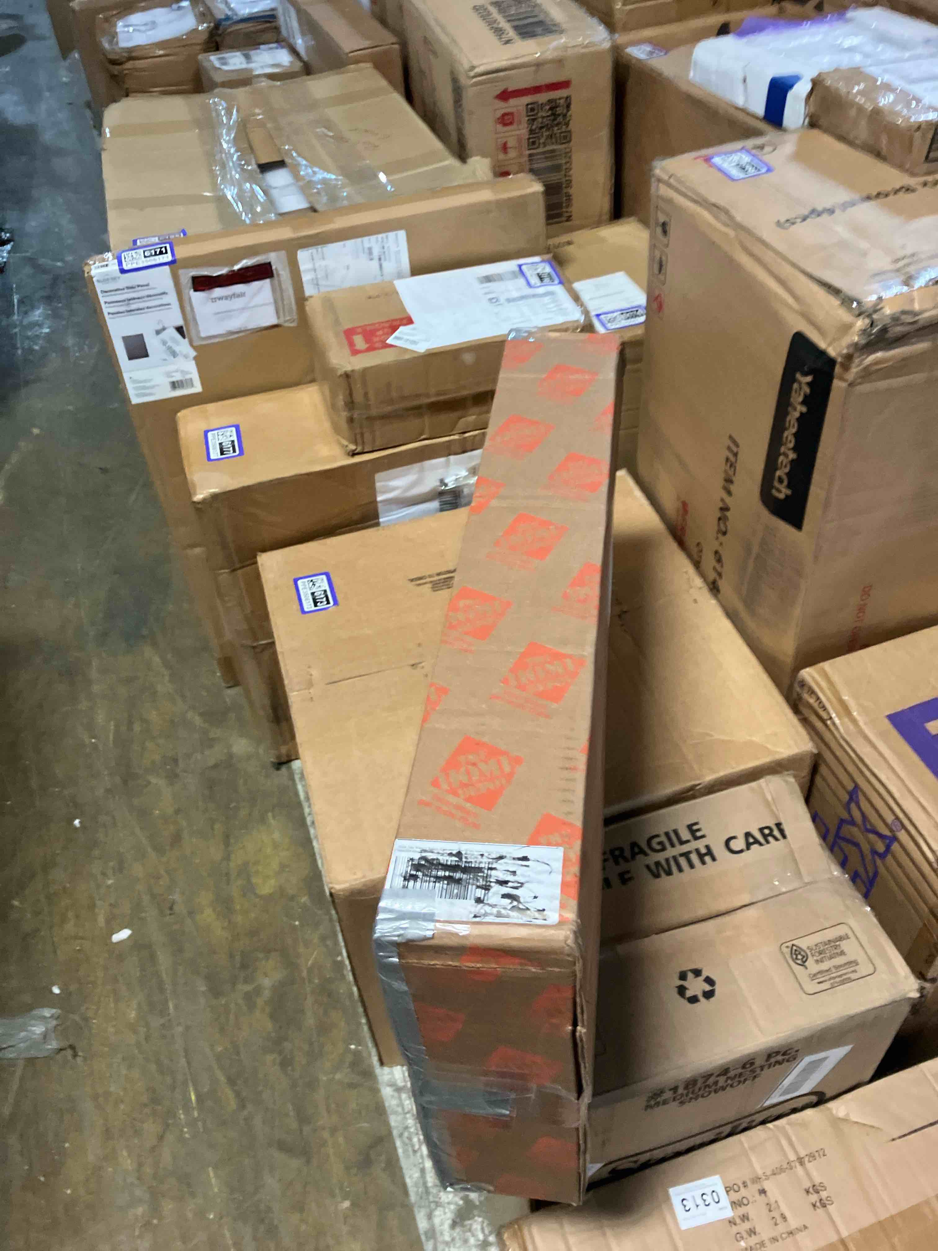 https://s3.amazonaws.com/lotting-images-prod/phillipi/PPE3503106_1756482493587.jpeg