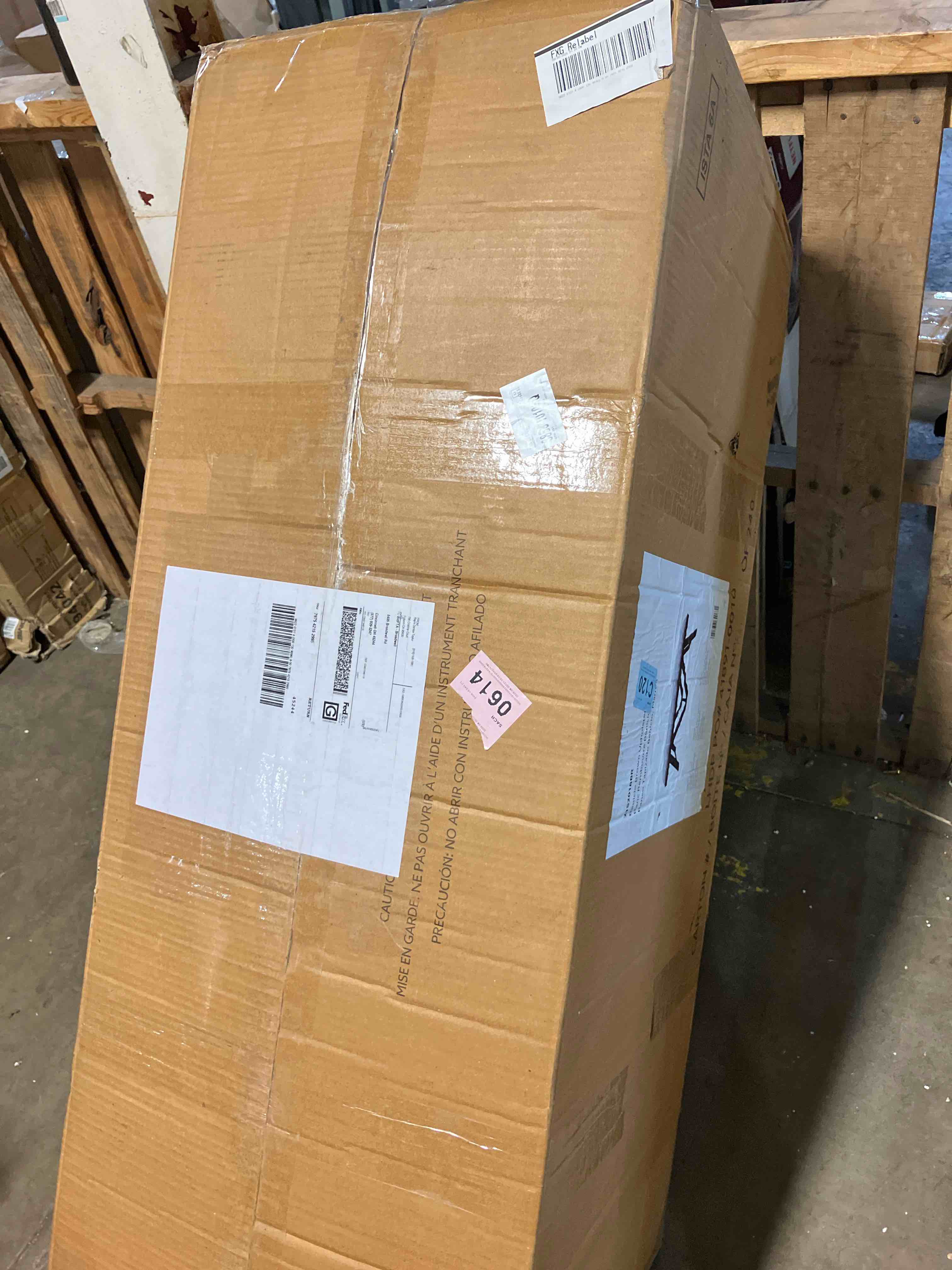 https://s3.amazonaws.com/lotting-images-prod/phillipi/PPE3503111_1756481772341.jpeg