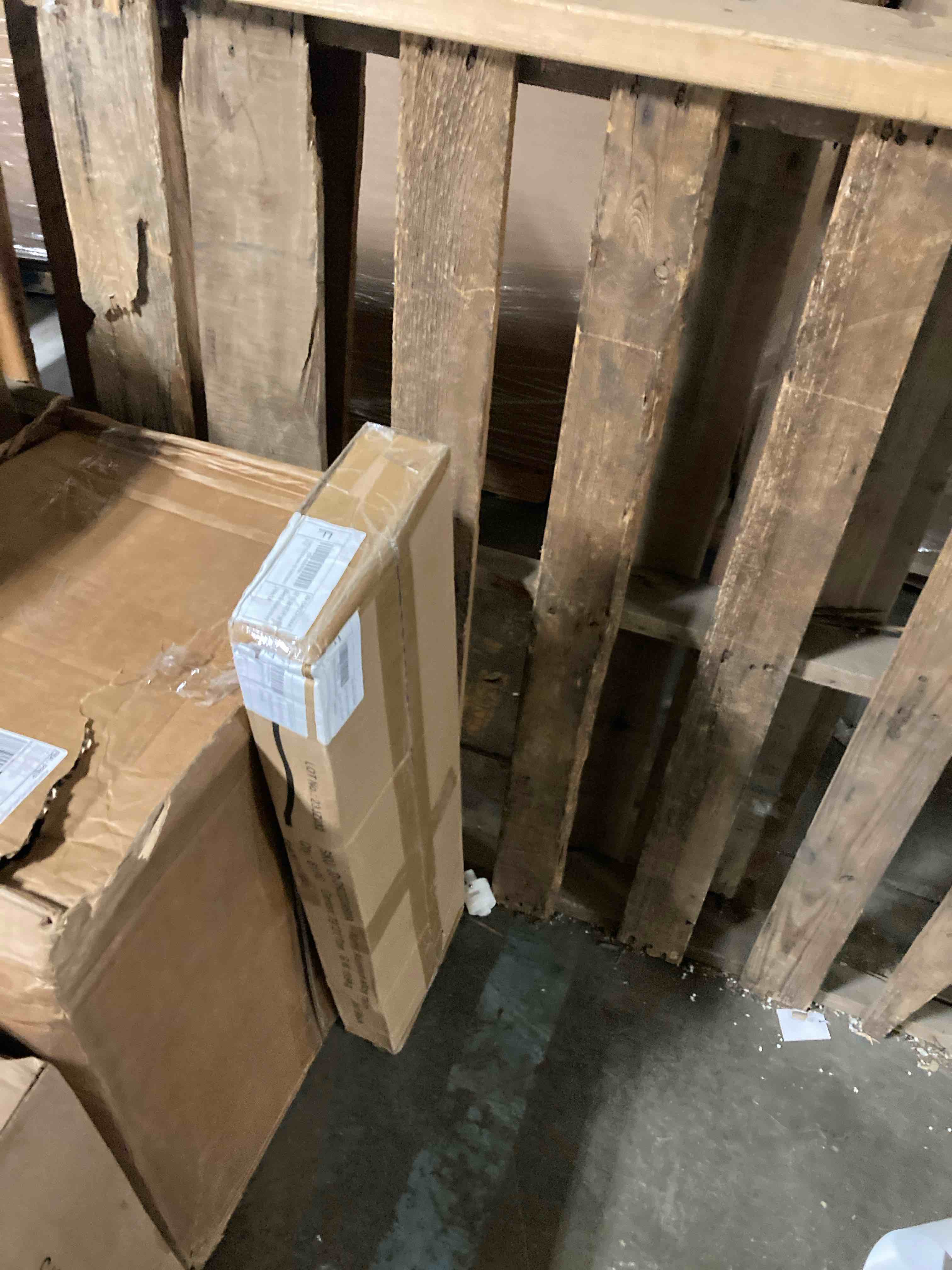 https://s3.amazonaws.com/lotting-images-prod/phillipi/PPE3503153_1756222530941.jpeg