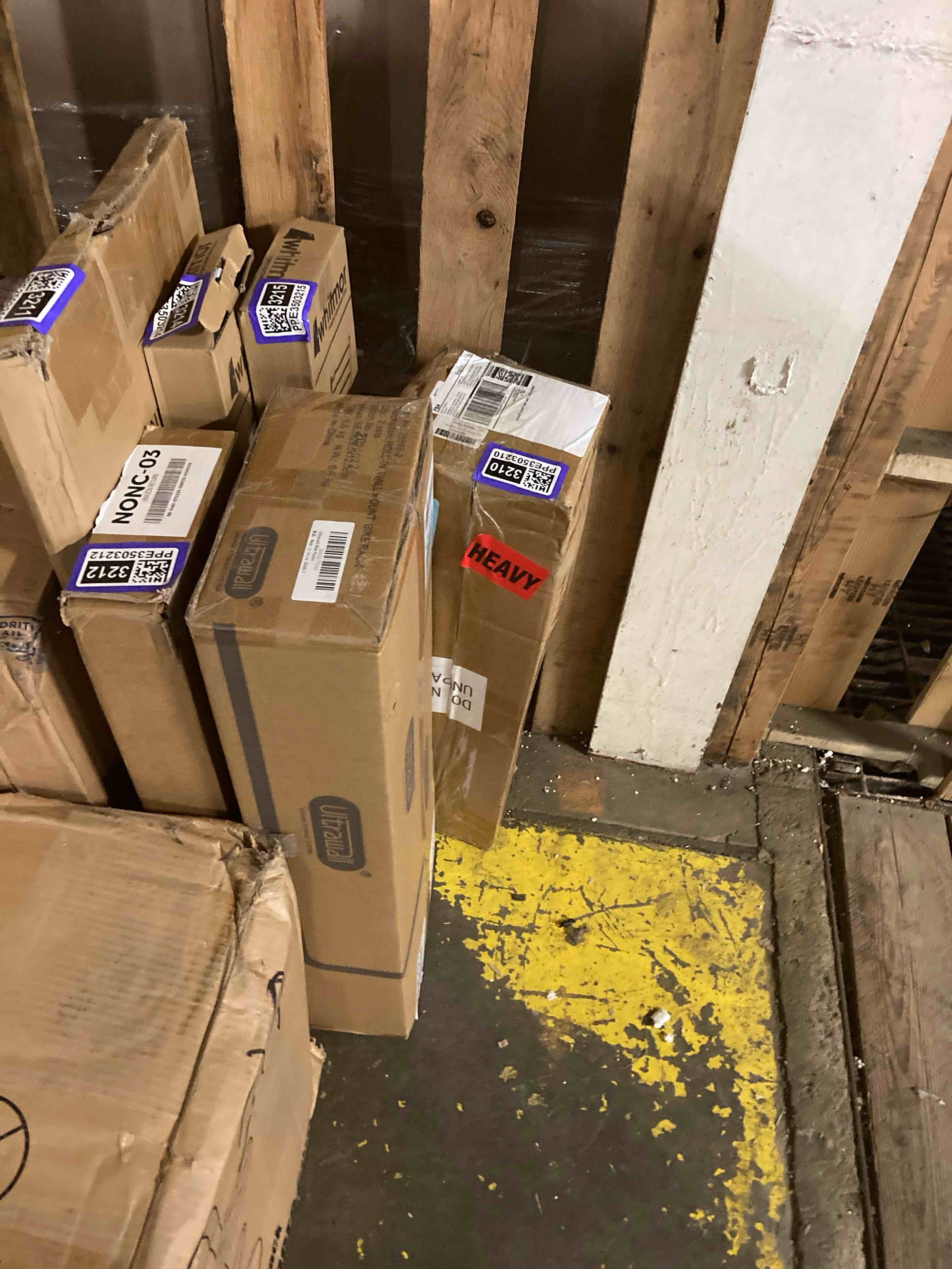 https://s3.amazonaws.com/lotting-images-prod/phillipi/PPE3503217_1756230922124.jpeg
