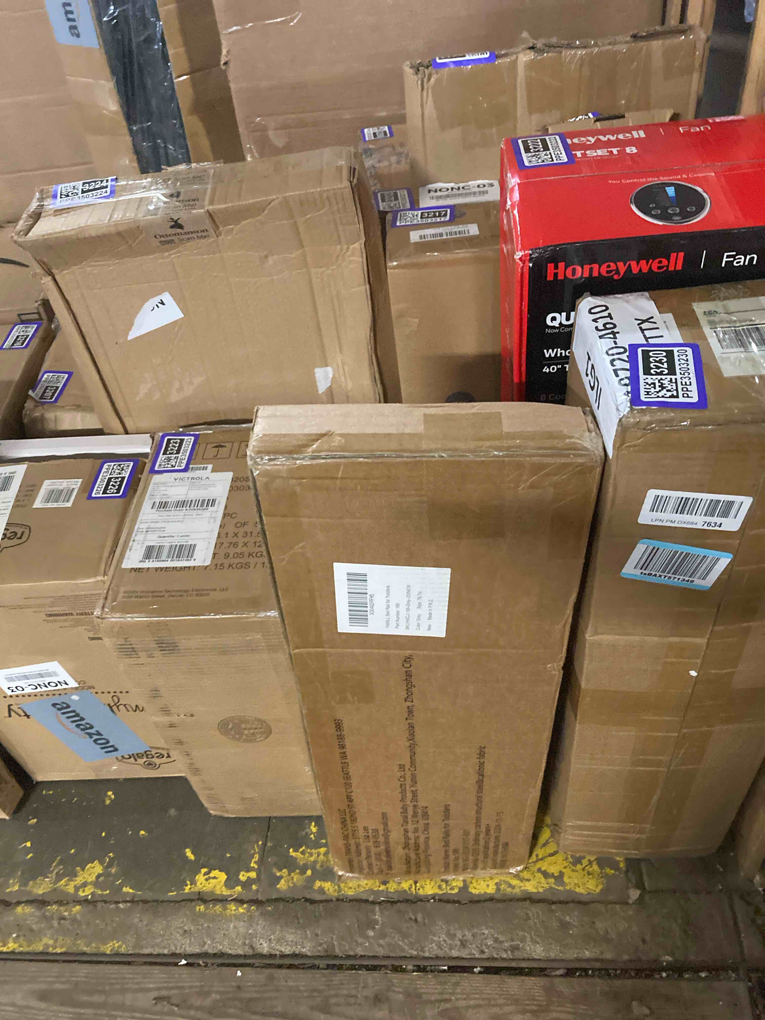 https://s3.amazonaws.com/lotting-images-prod/phillipi/PPE3503231_1756232427591.jpeg